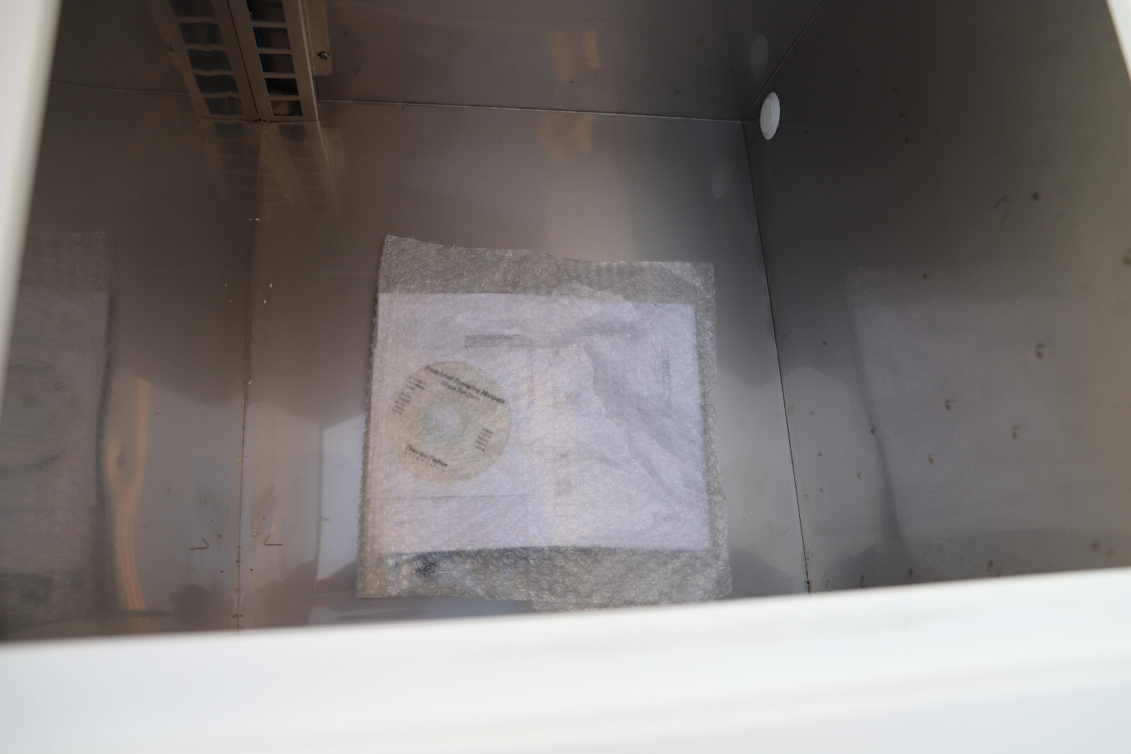 THERMO REVCO CXF ULT390-10-V ULTRA LOW TEMPERATURE FREEZER 230V