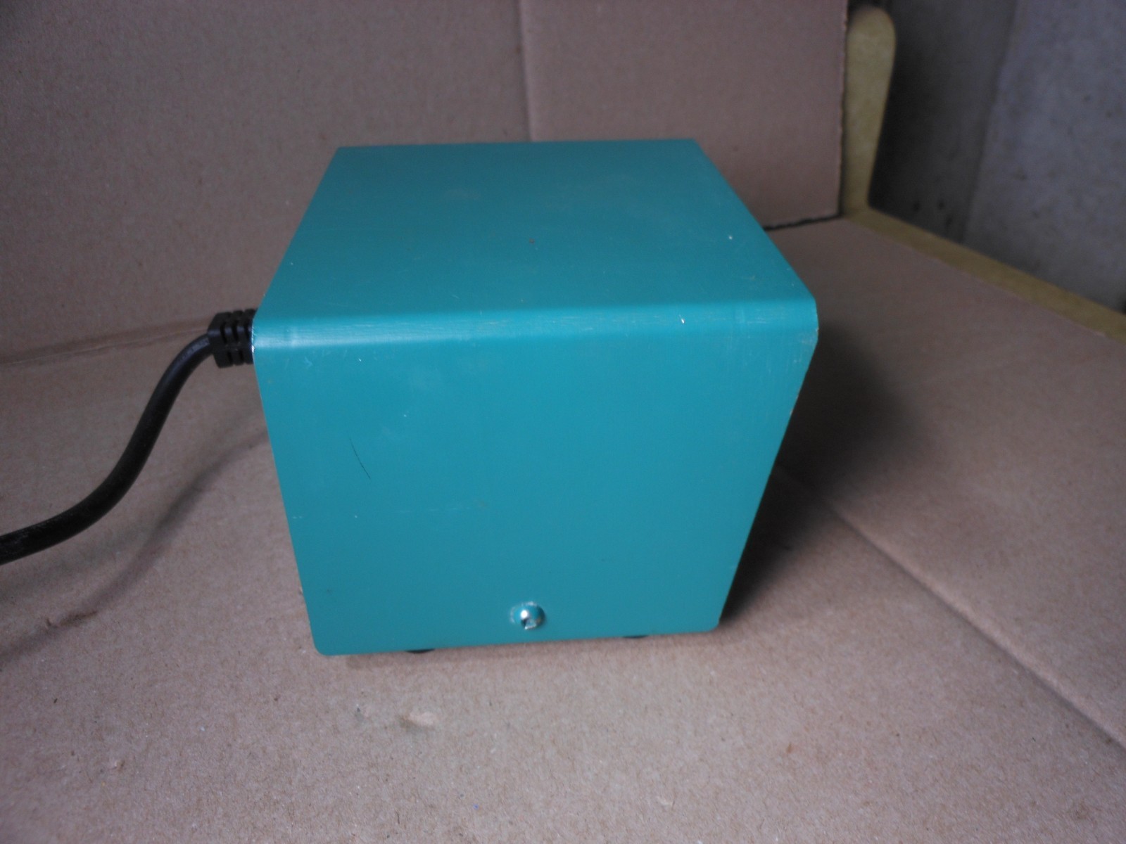 TRAY MAGIC SOFT TRAY TRIMMER Model 4008200 – Powers On Untested – Incomplete