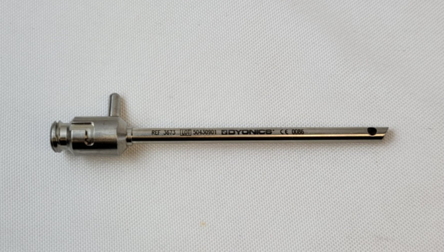 Dyonics 3673 4.5mm Operative Cannula, Distal Holes, Orthopedic