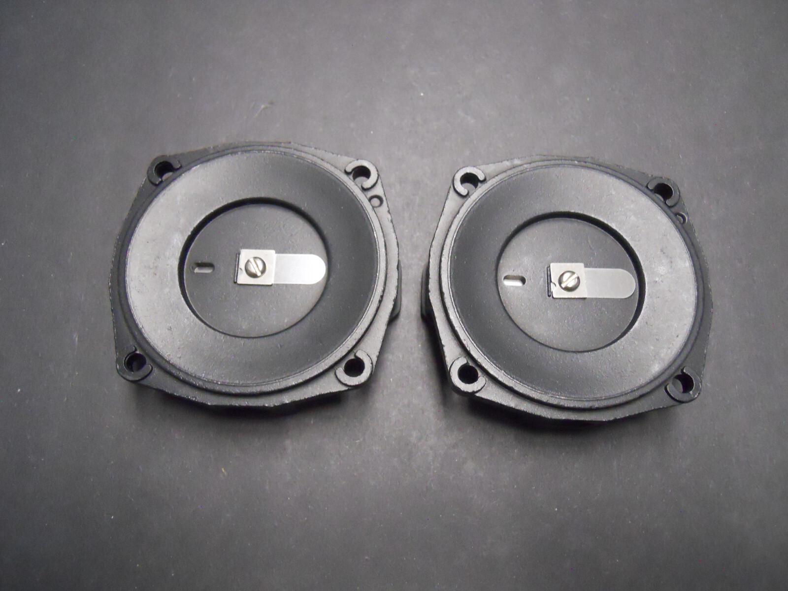 NOS – Lot of 2 Gast Pump Series MOA/MAA Corrosion Resistant Heads P/N: AG574D