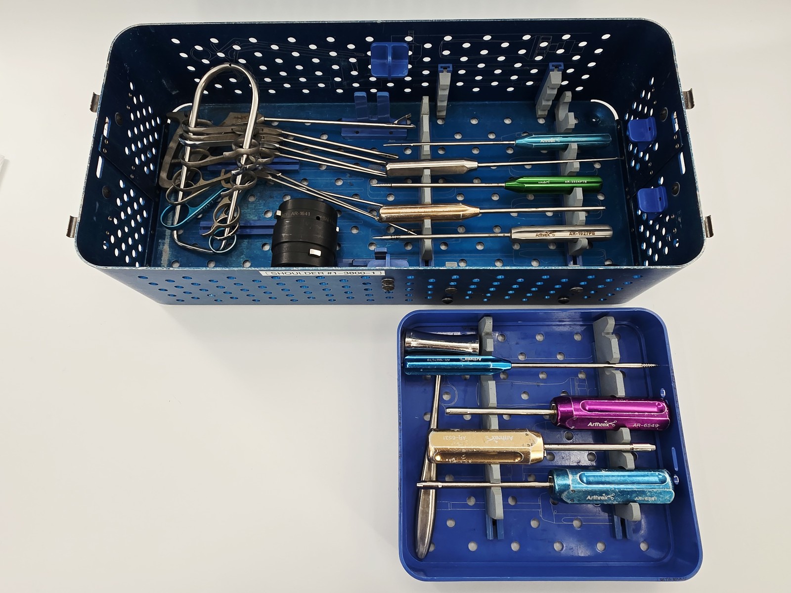 Arthrex 22 Piece Shoulder Set Surgical Instruments w/ Sterilization Case