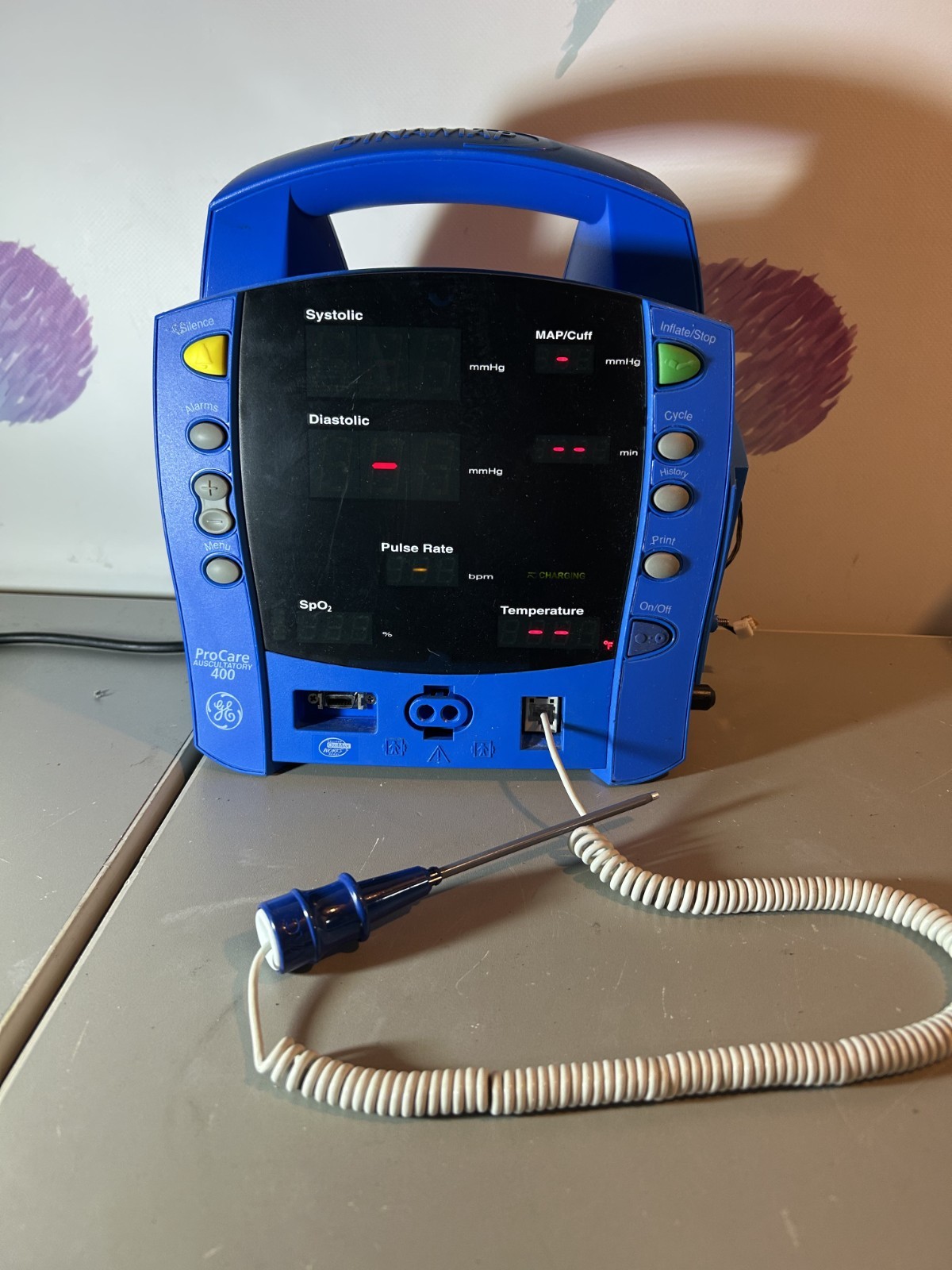 GE ProCare Auscultatory 400 Series Patient Monitor – NO POWER SUPPLY, SOLD AS IS