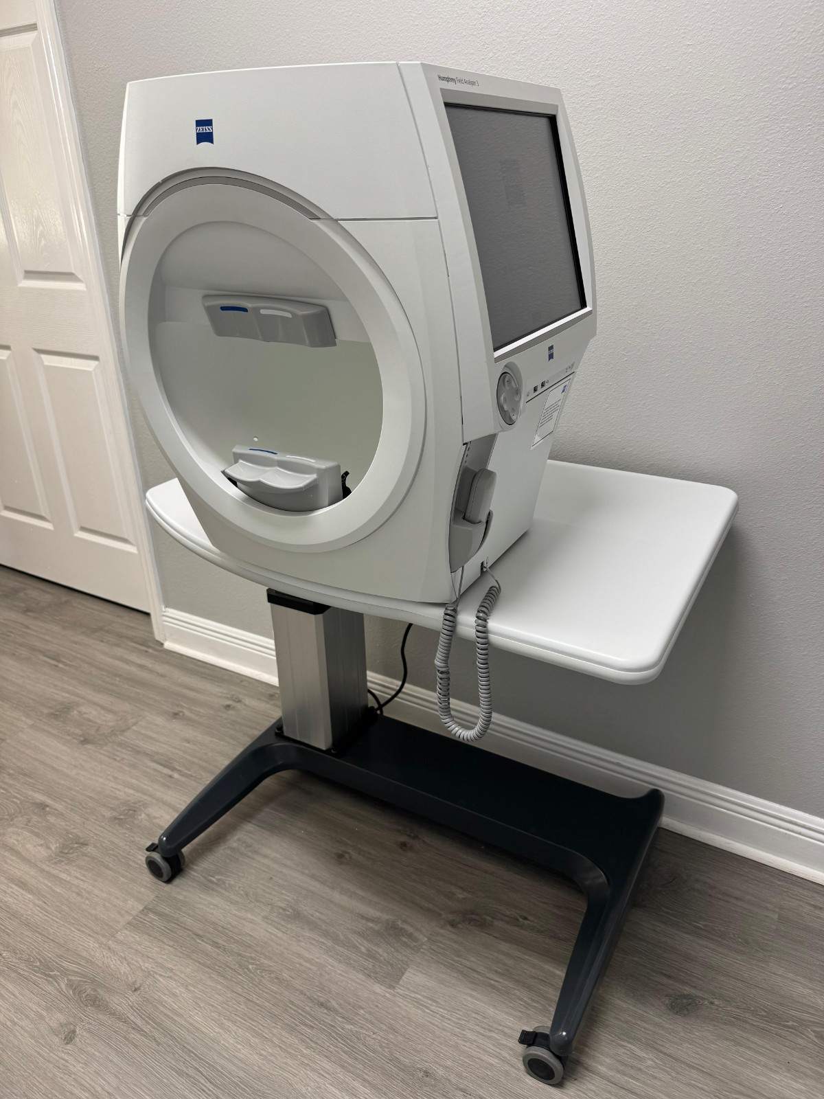 Humphrey Carl Zeiss Cirrus HFA 3 840 Visual Field Analyzer