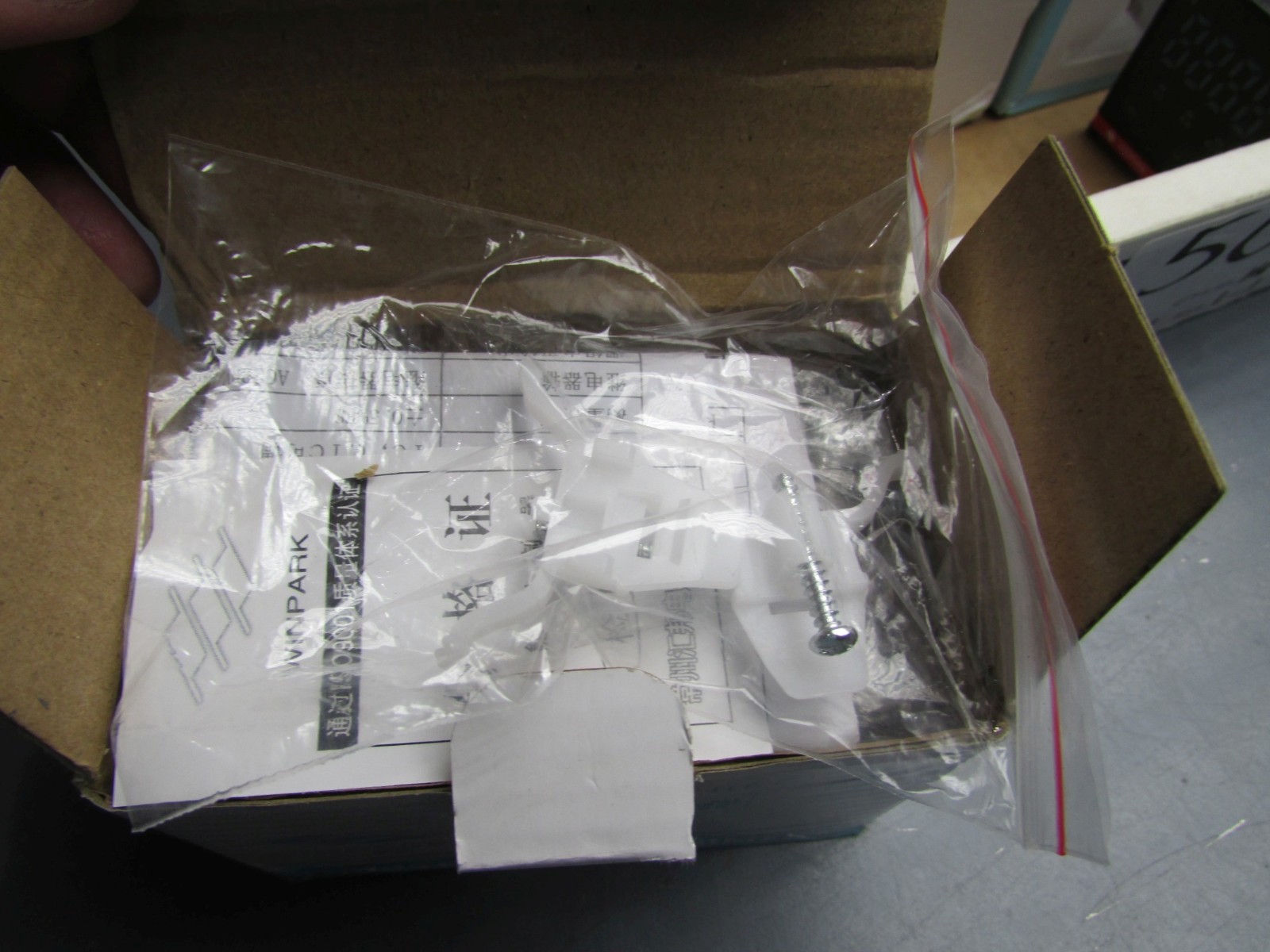 Winpark AK3 Temperature Controllers, 85V to 265V AC, 0 to 50C Relay Alarm, K,E,J
