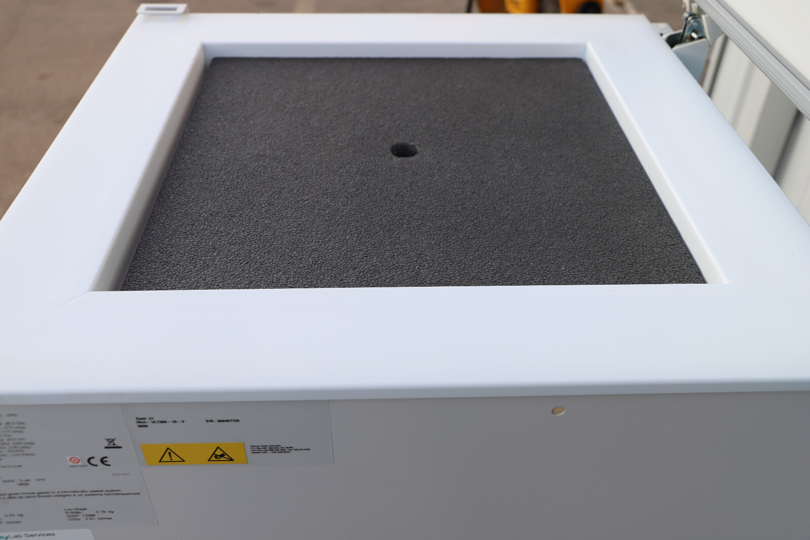 THERMO REVCO CXF ULT390-10-V ULTRA LOW TEMPERATURE FREEZER 230V