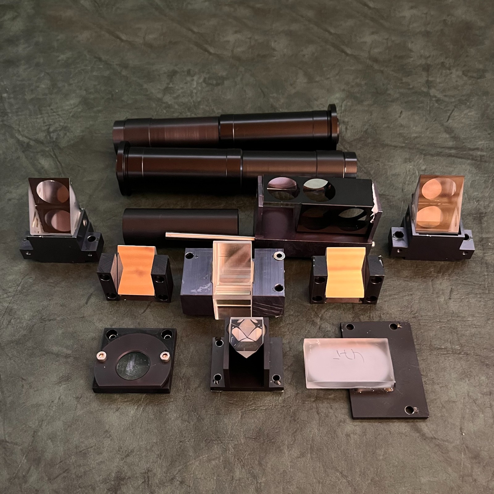 UNTESTED FOR PARTS LEICA DMC FORENSIC COMPARISON MICROSCOPE SPARES LOT GERMANY