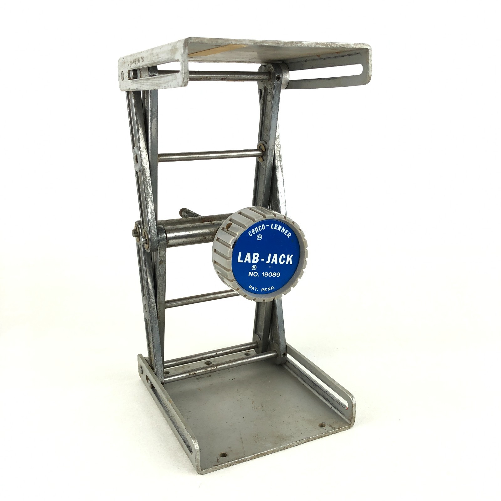 Cenco-Lerner LAB-JACK No. 19089 4-1/2″ X 5-1/2″ Extends 2-3/4” to 10” Tall