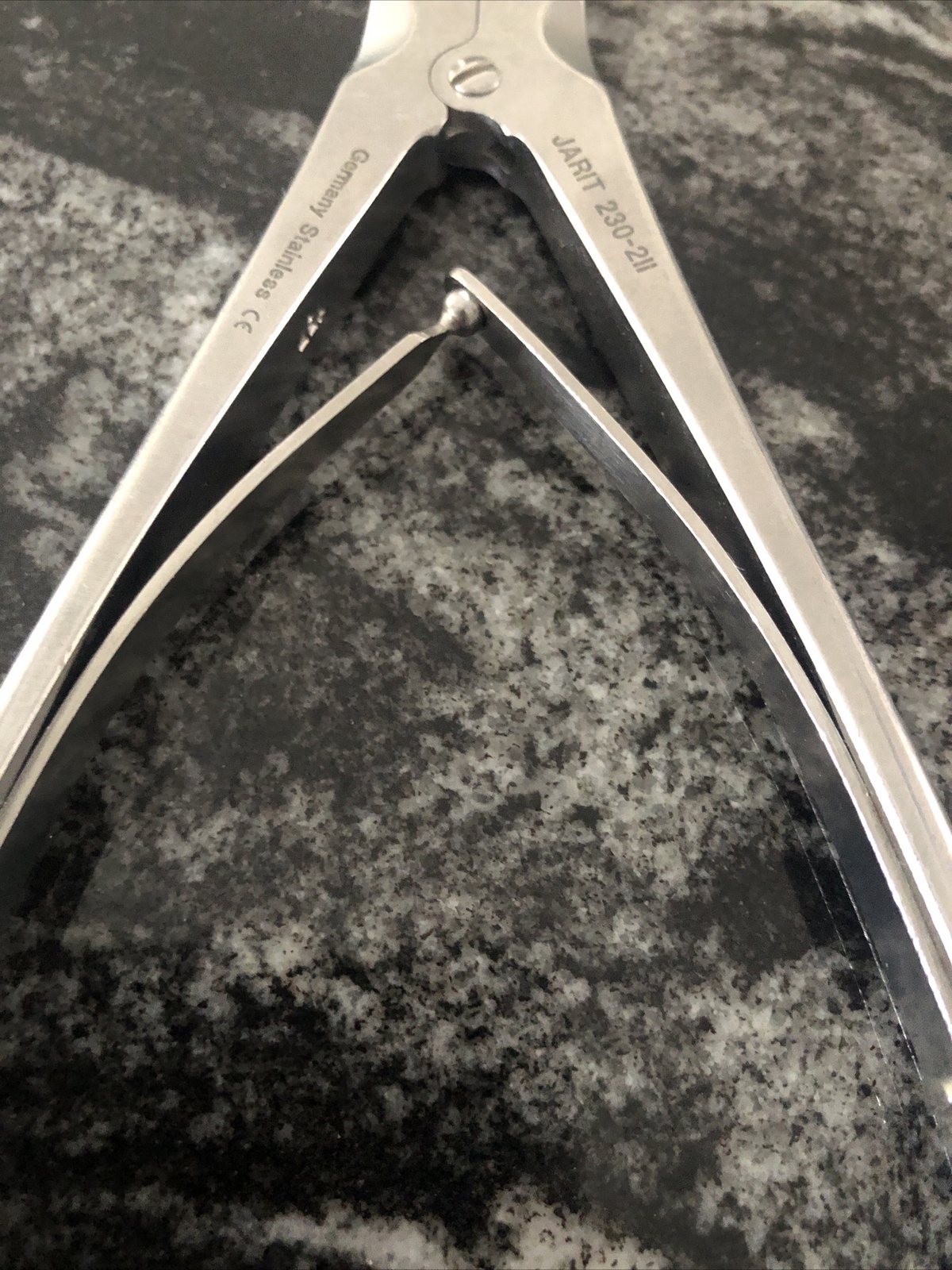 Jarit 230-211 Ruskin Rongeur, D/A, 5mm Bite, CVD., 7-1/4” Stainless Germany.