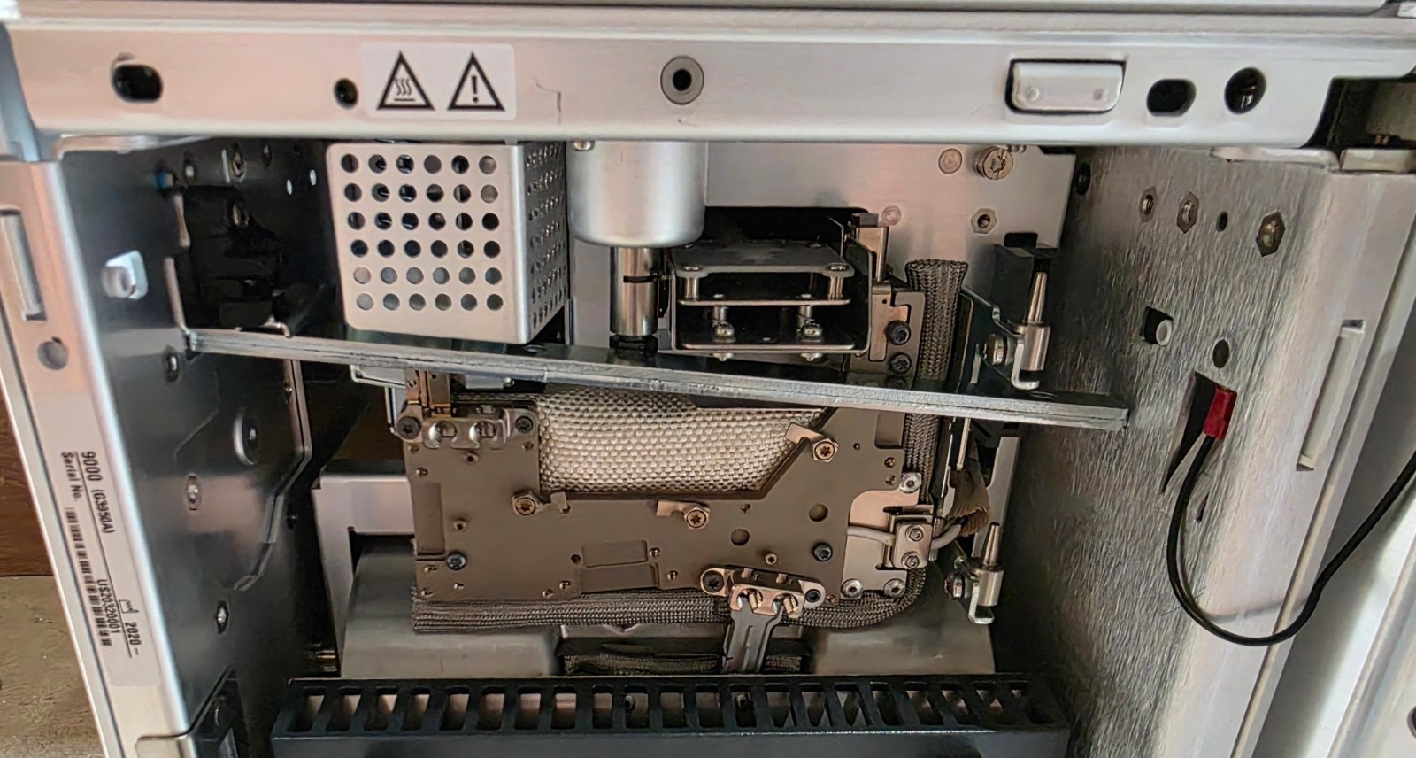 Open Box Agilent G3950A Intuvo 9000 Gas Chromatograph SS Inlet FID GC +WRNTY