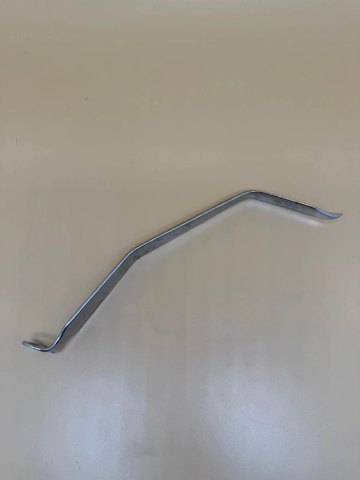 Innomed 6210 Double Bent Hohmann Retractor