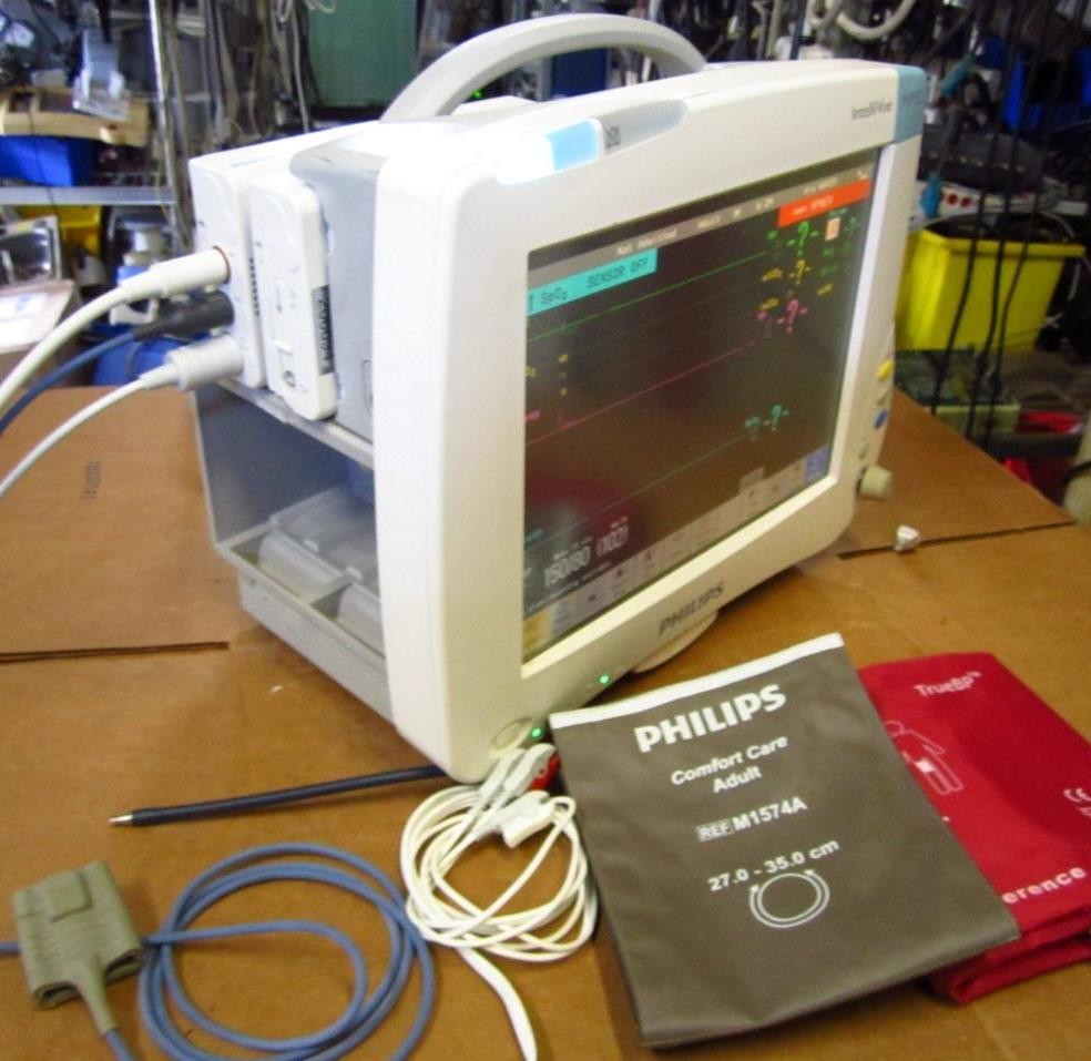 Philips MP50 IntelliVue Monitor M3015A MICROSTREAM M3001a module NELLCOR ETCO2