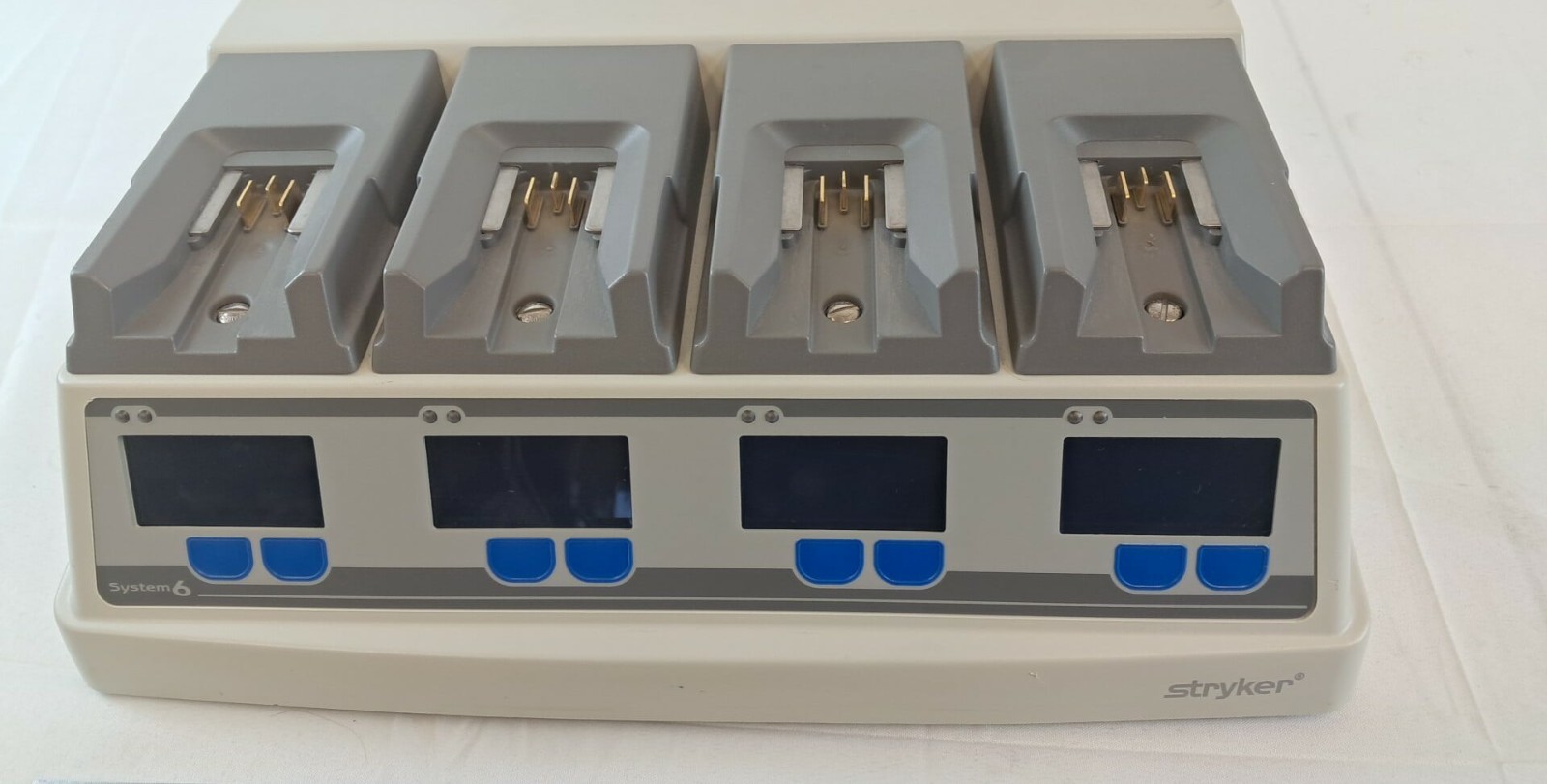 Stryker 6110-120 System 6 Battery charger
