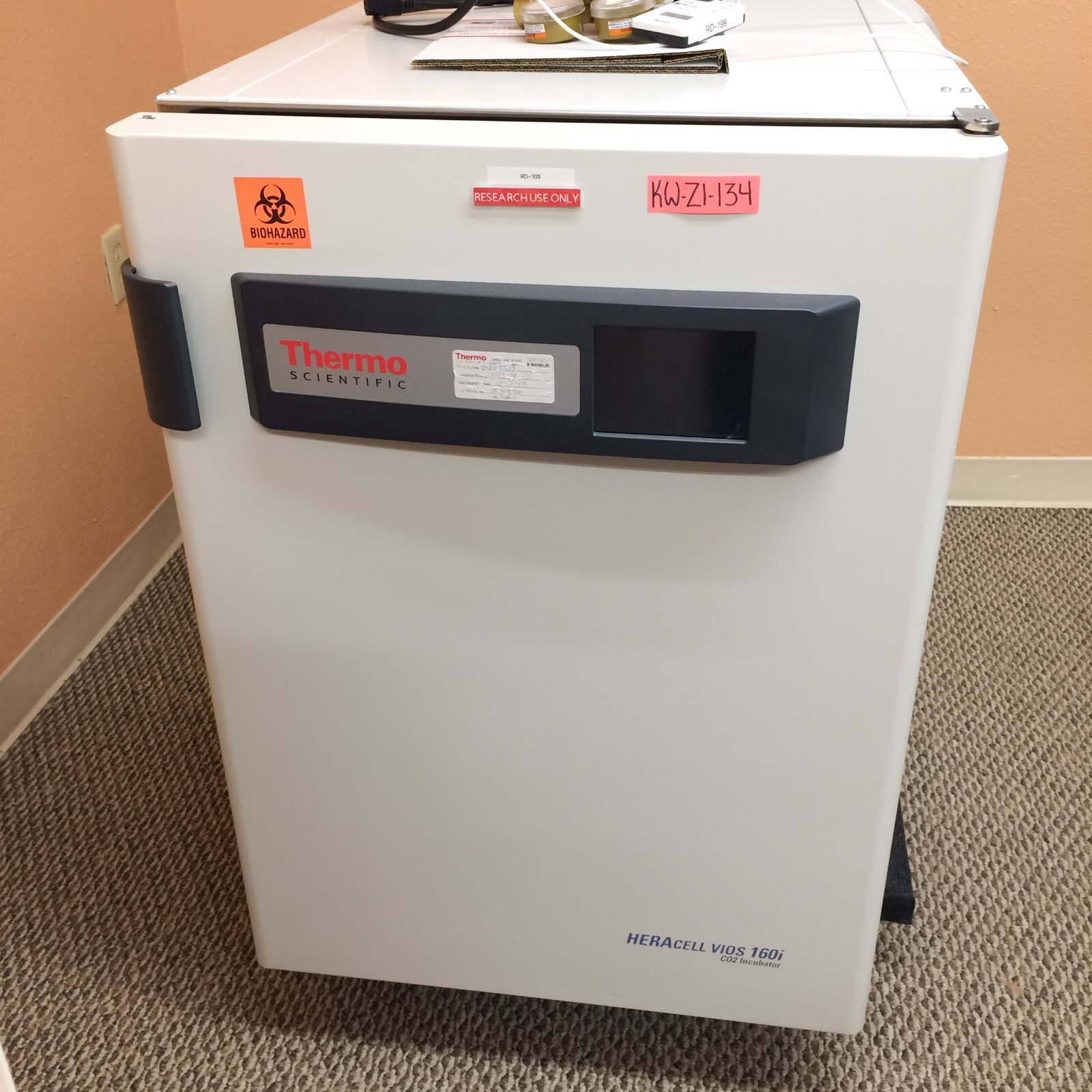 Thermo Heracell™ VIOS 160i CO2 Incubator, 165 L, Stainless Steel SUPERB COND.