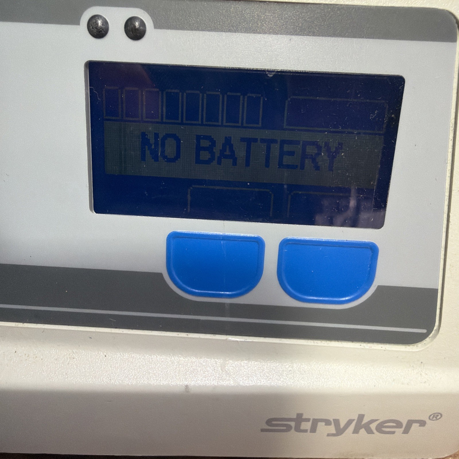 Stryker 6110-120 System 6 Battery Charger W/ 4 Charging Bays TESTED WARRANTY