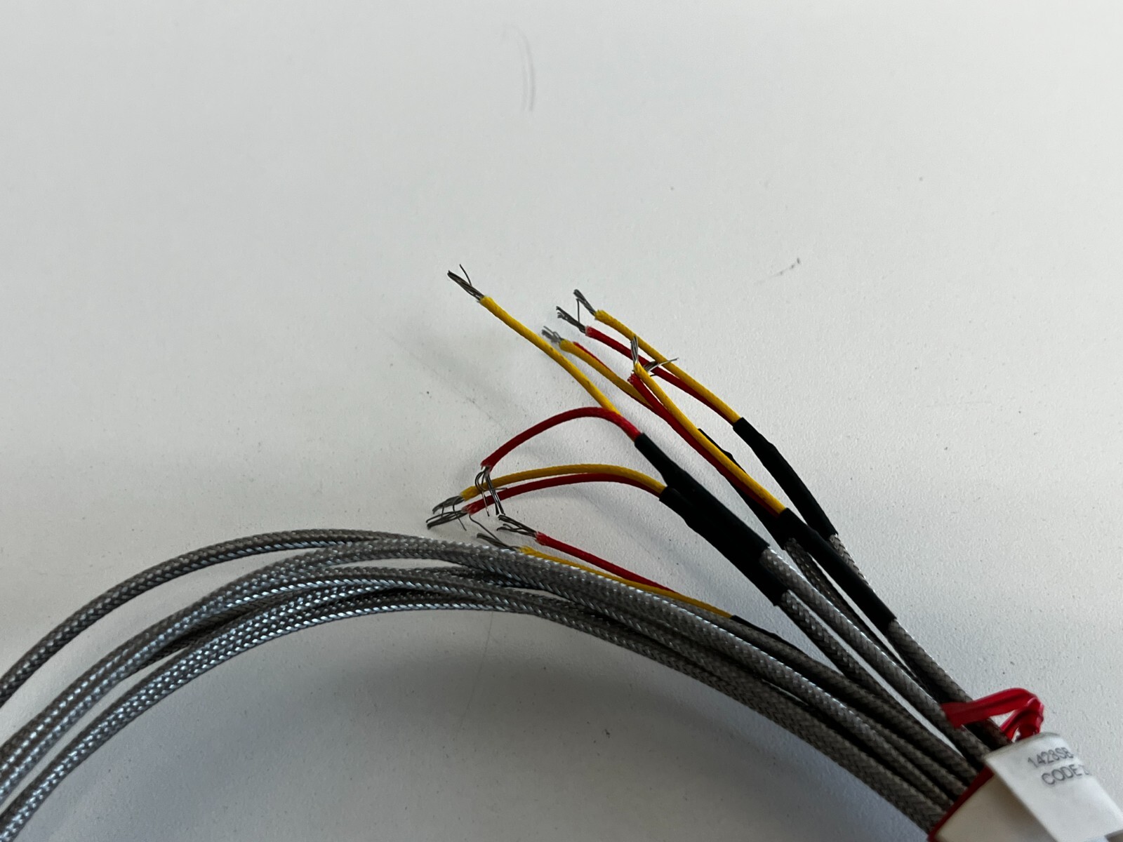 ZZ10: Lot of 6 1428SB-1-A1-B32-K Cables