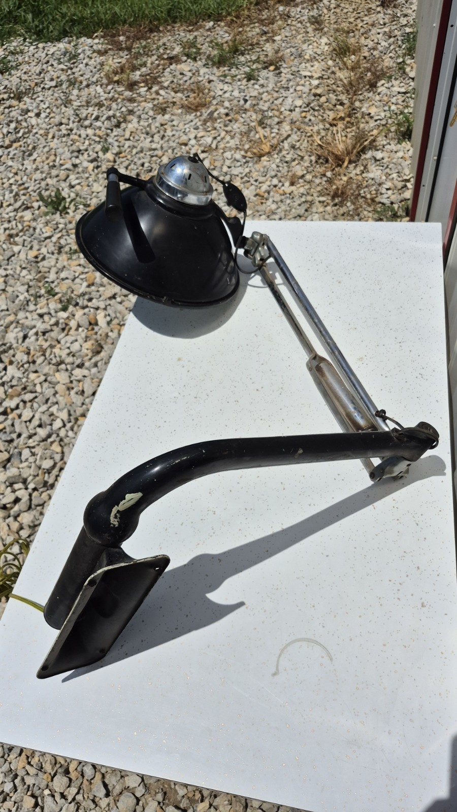 Pelton E&O Dental Exam Operating Light Vintage W/Wall Mount And Adjustable Arm