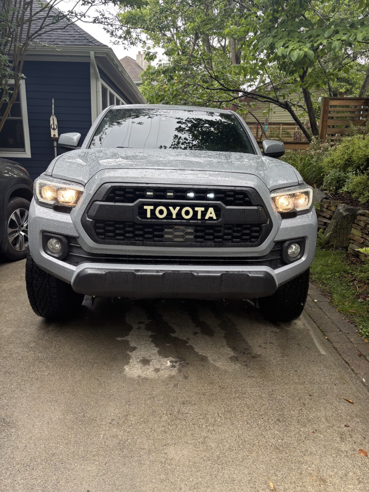 Toyota Tacoma Beast Headlights – Year Models 2016-2023 w/ Sequential Turn Signal