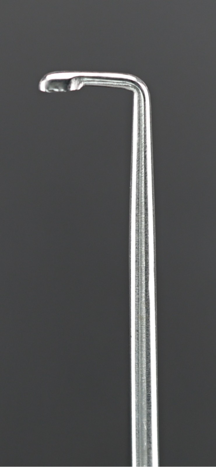 Storz 628720 Curette, Double-Ended, Oval Cup, Semi-Sharp, Sharp, Angled, 7-3/8″