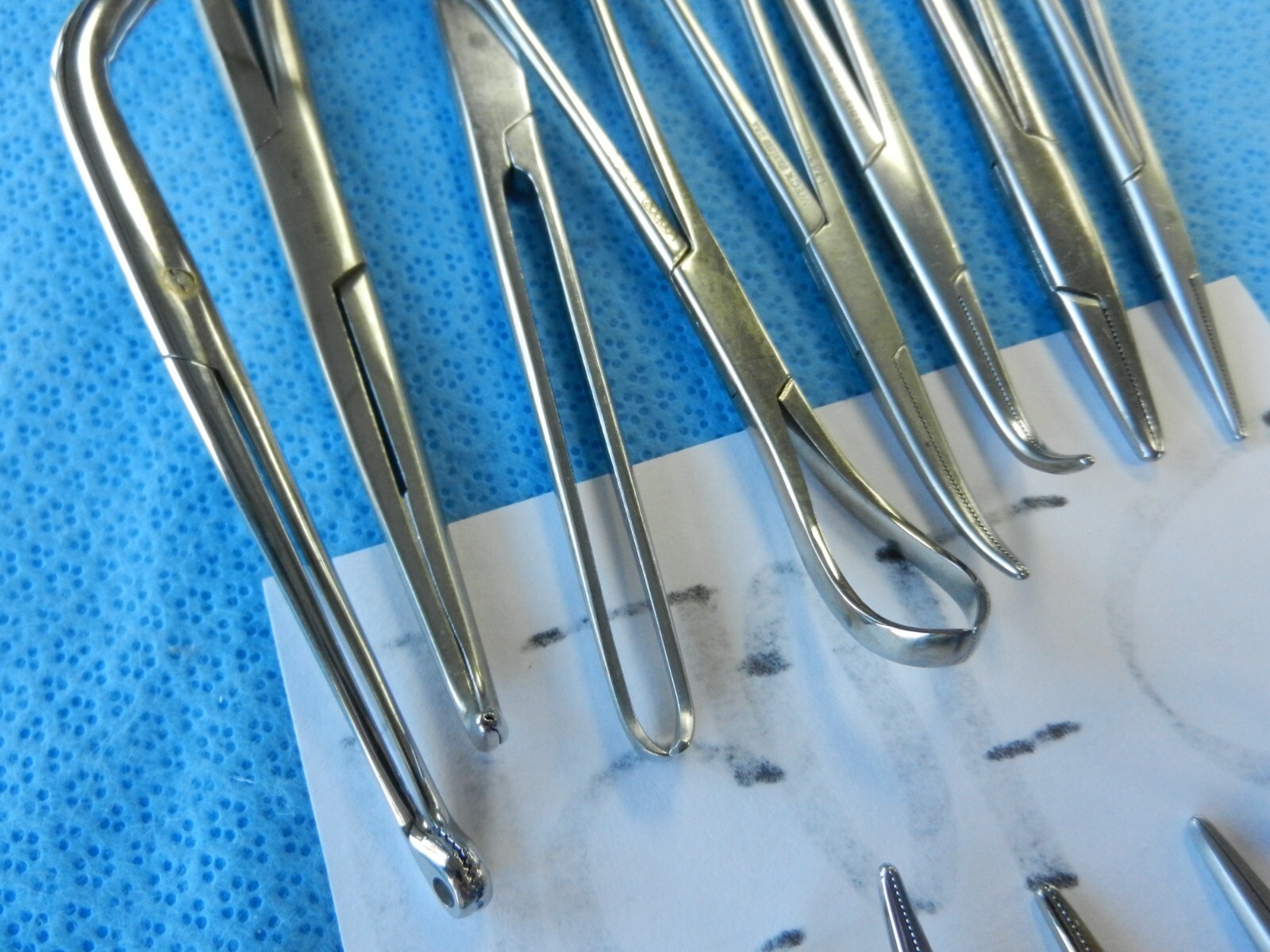 D7050 Jarit Codman V. Mueller Surgical Forceps Lot of 15 12-28cm