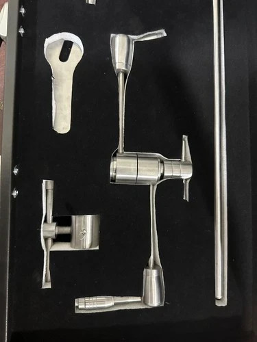 Martin Arm Retractor System Table-Mounted General Surgery Instrument Set