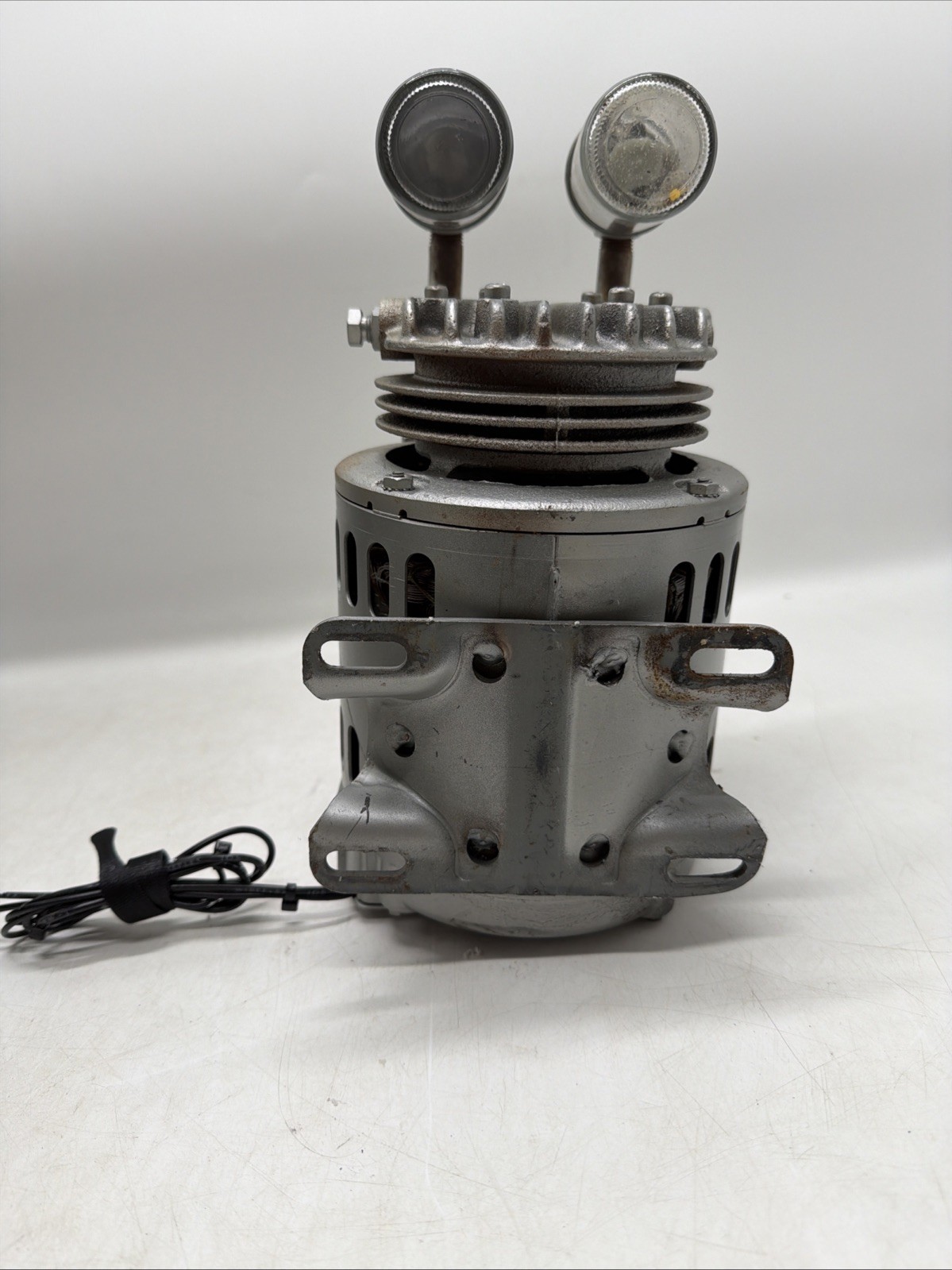 Doerr Gast Vacuum Pump 1/6hp 1725 rpm