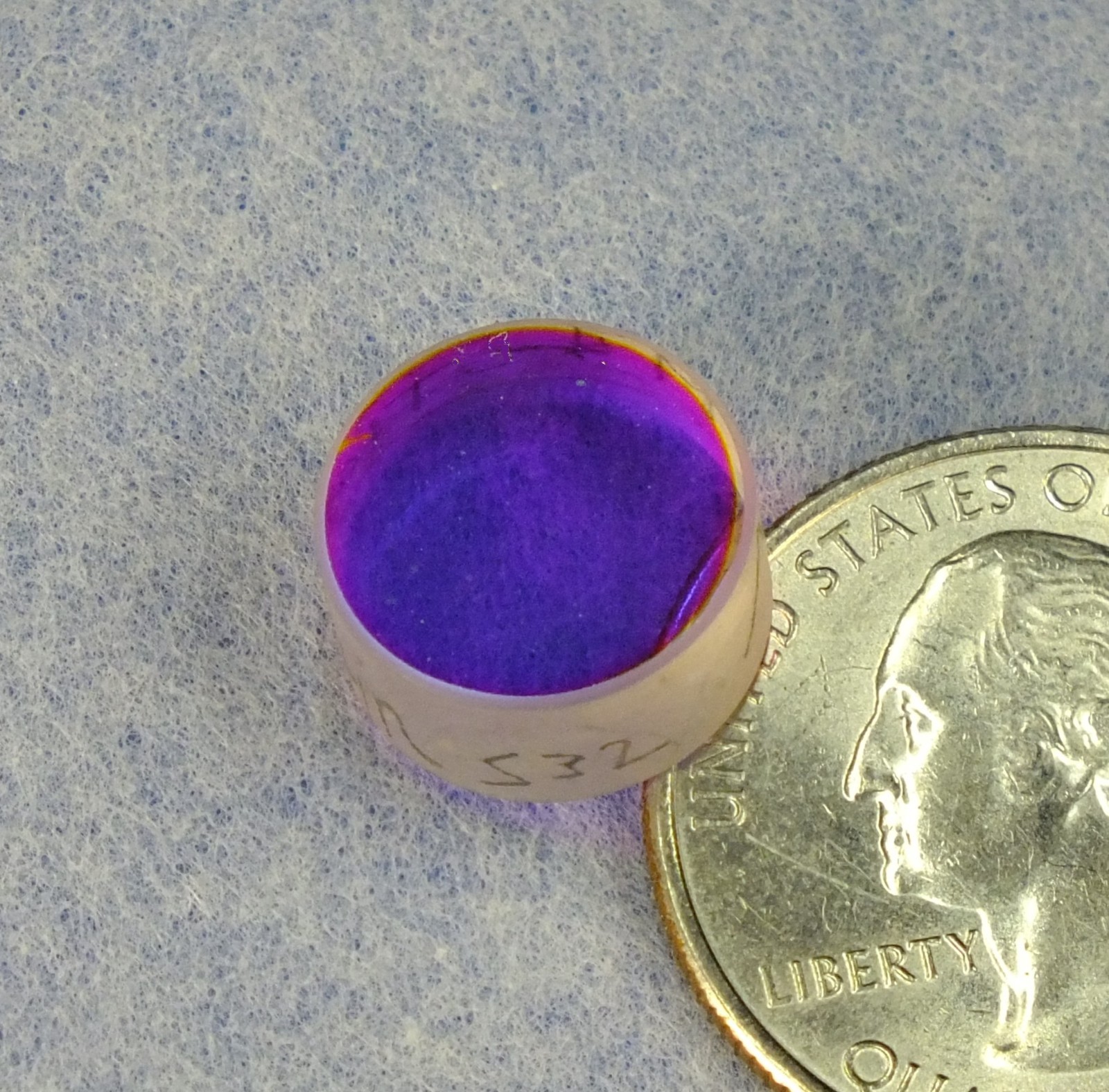 1/2″ Dia. HR 532nm Dielectric Mirror, 0-45 AOI, 99.8%R (Nd:YAG laser optics