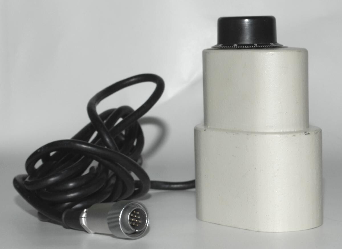 Nikon Microscope Motorized Focus Drive – Stepper Motor with 20:1 Gear Reduction