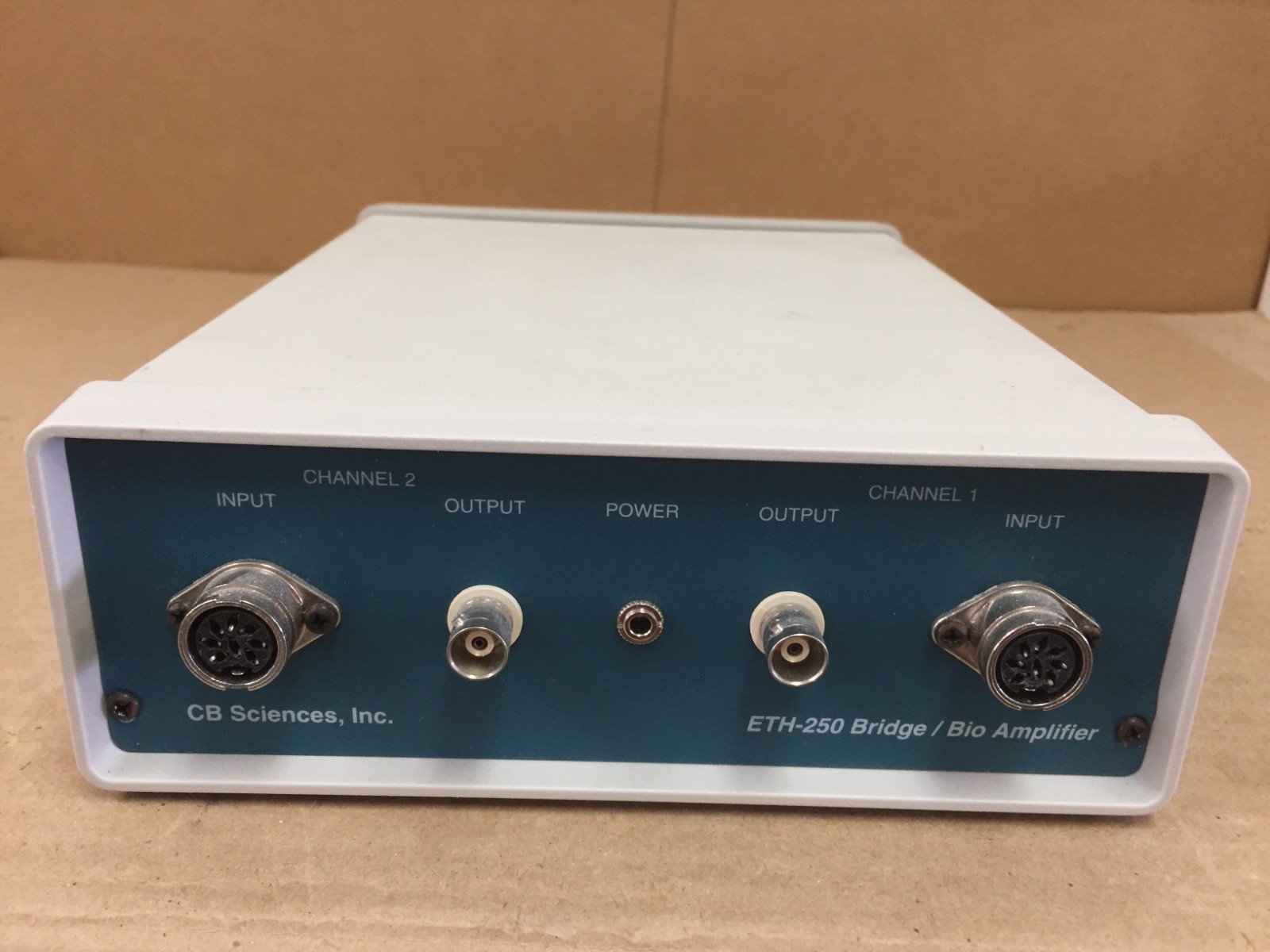 CB Sciences ETH-250 Bridge/Bio Amplifier No Power Cord Untested