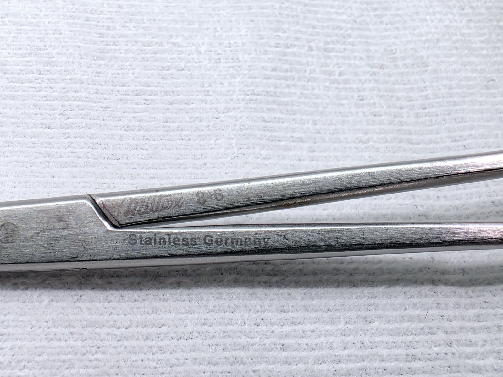 Miltex 8-6 Webster Needle Holder, Delicate, Smooth Jaws, Standard Pattern