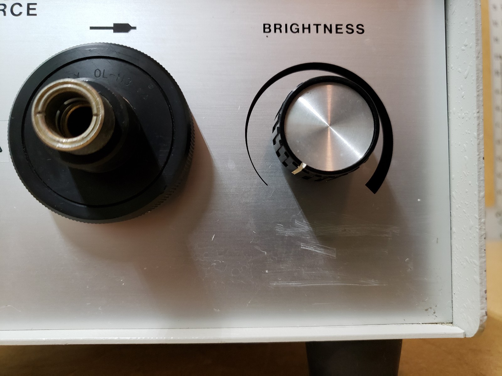 PENTAX LIGHT SOURSE LH – 150, OFF WHITE