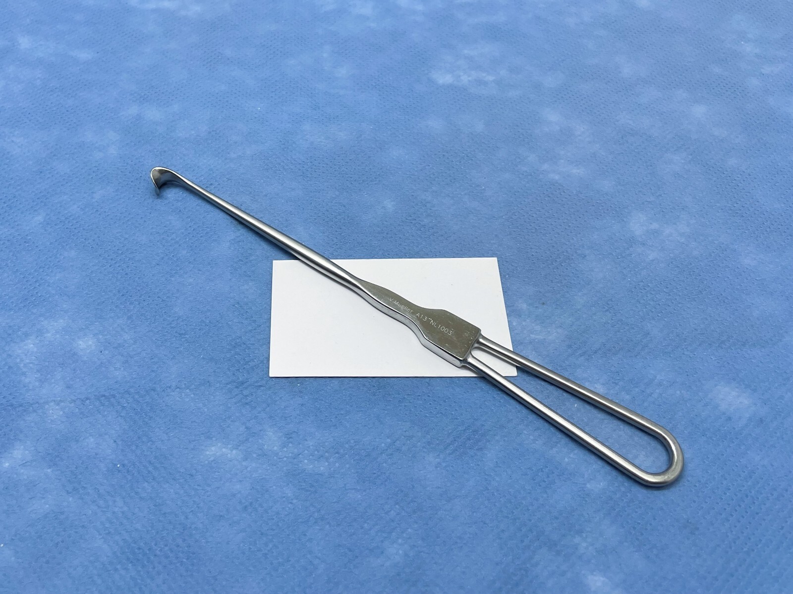 V. Mueller NL1003 Cushing Retractor, 8.75″, 12mm Blade Width