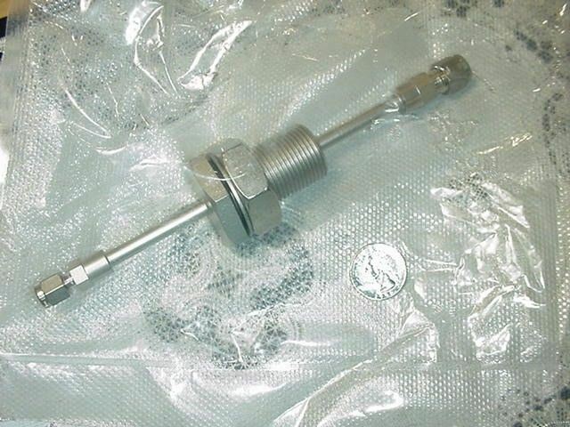 Laboratory F-5157 Connector 1 Inch Stainless Through Vessel 1/8″ to 1/4″ Tube