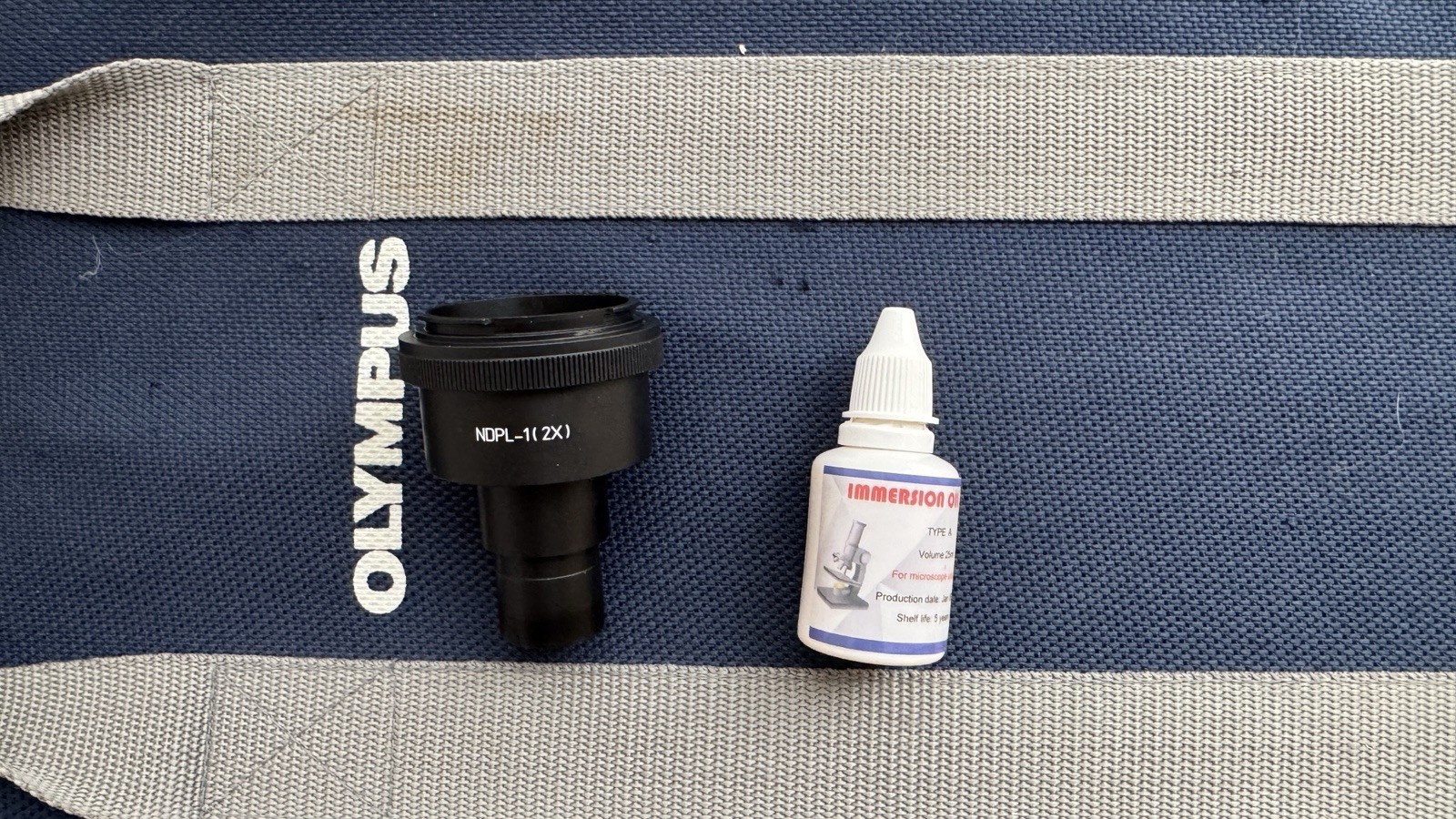 Olympus CH-2 Phase Contrast Microscope Kit Trinocular Slides and Carry Bag