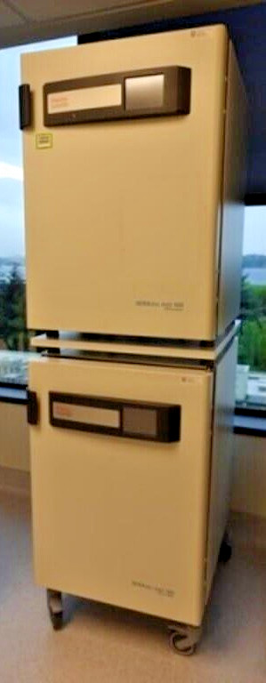 Thermo Scientific Heracell VIOS 160i LK CO2 Incubator with Stainless Steel Ch…