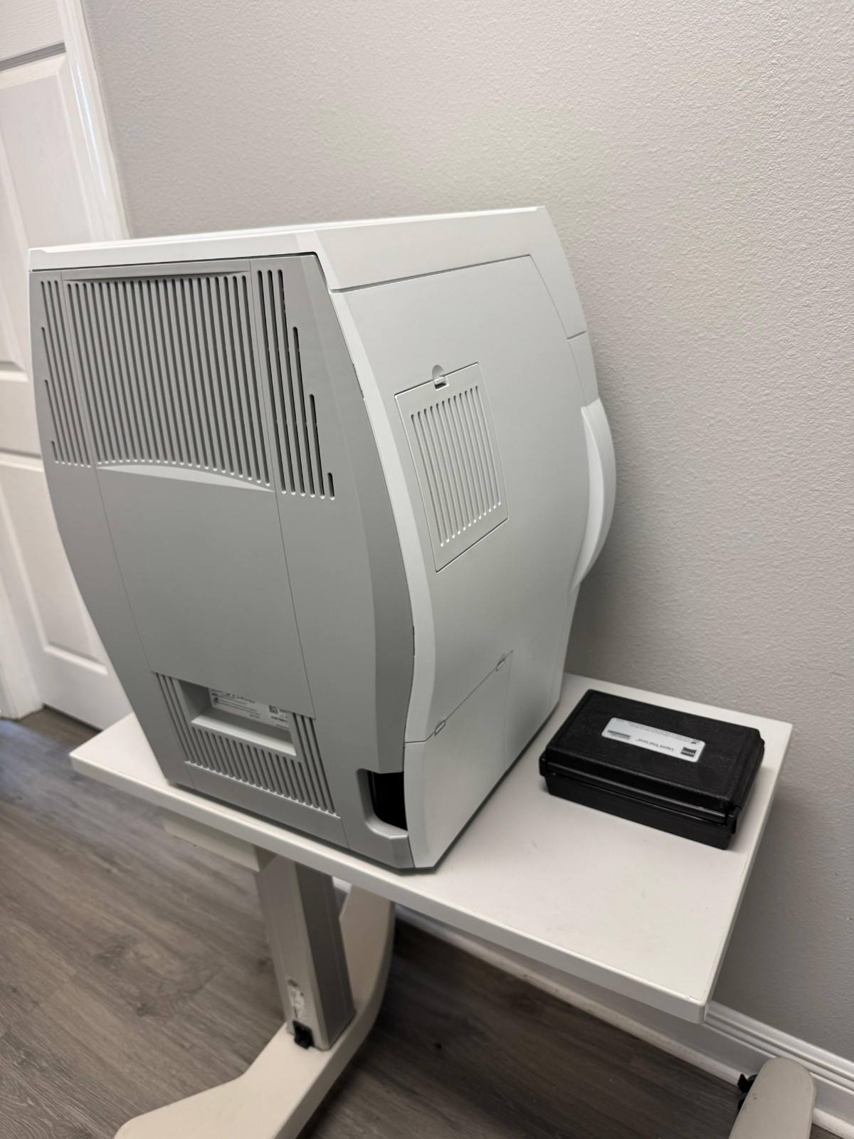 Humphrey Carl Zeiss Cirrus HFA 3 840 Visual Field Analyzer
