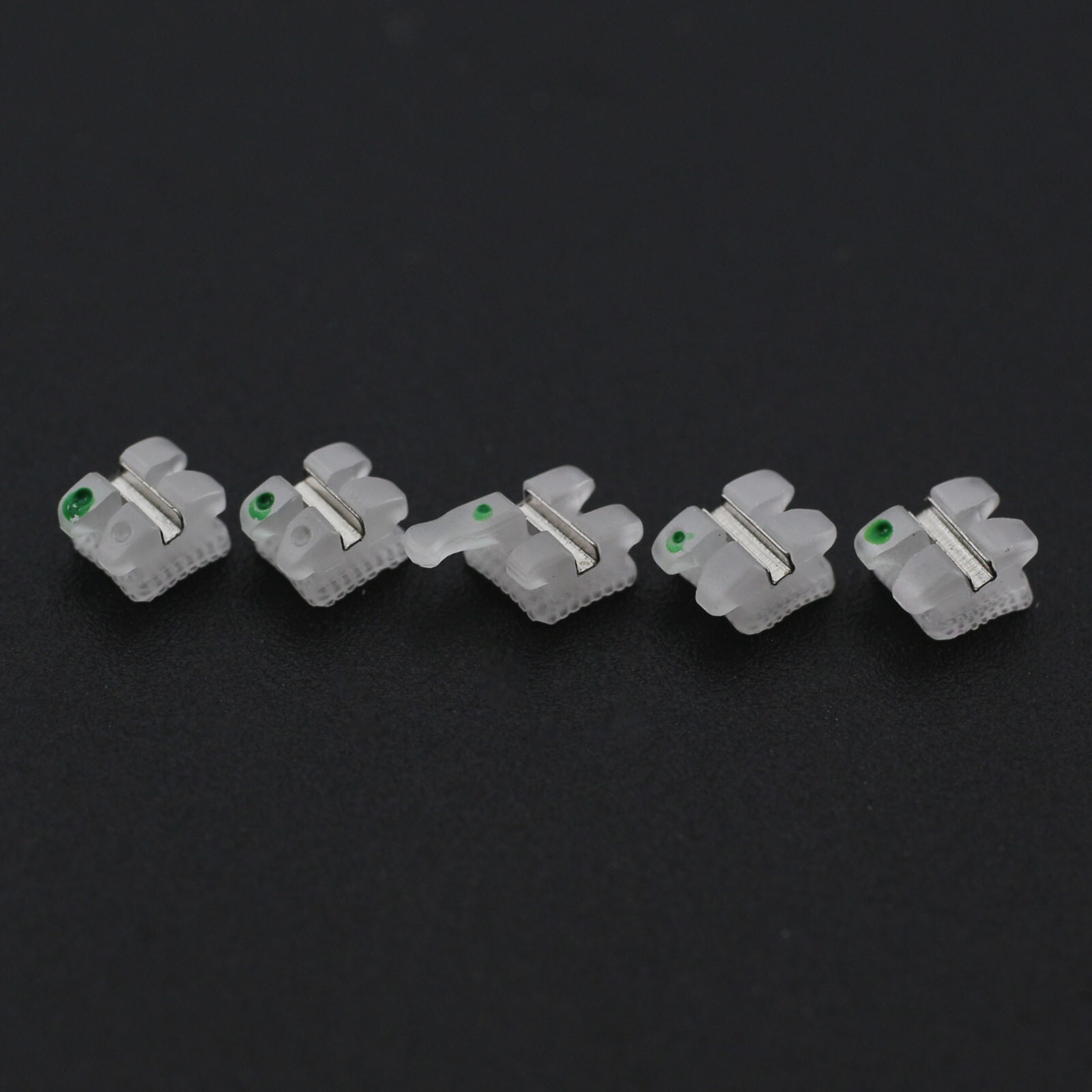 Dental Orthodontic Ceramic Brackets Braces MBT 022 3 Hooks 3M Clarity Aesthetics