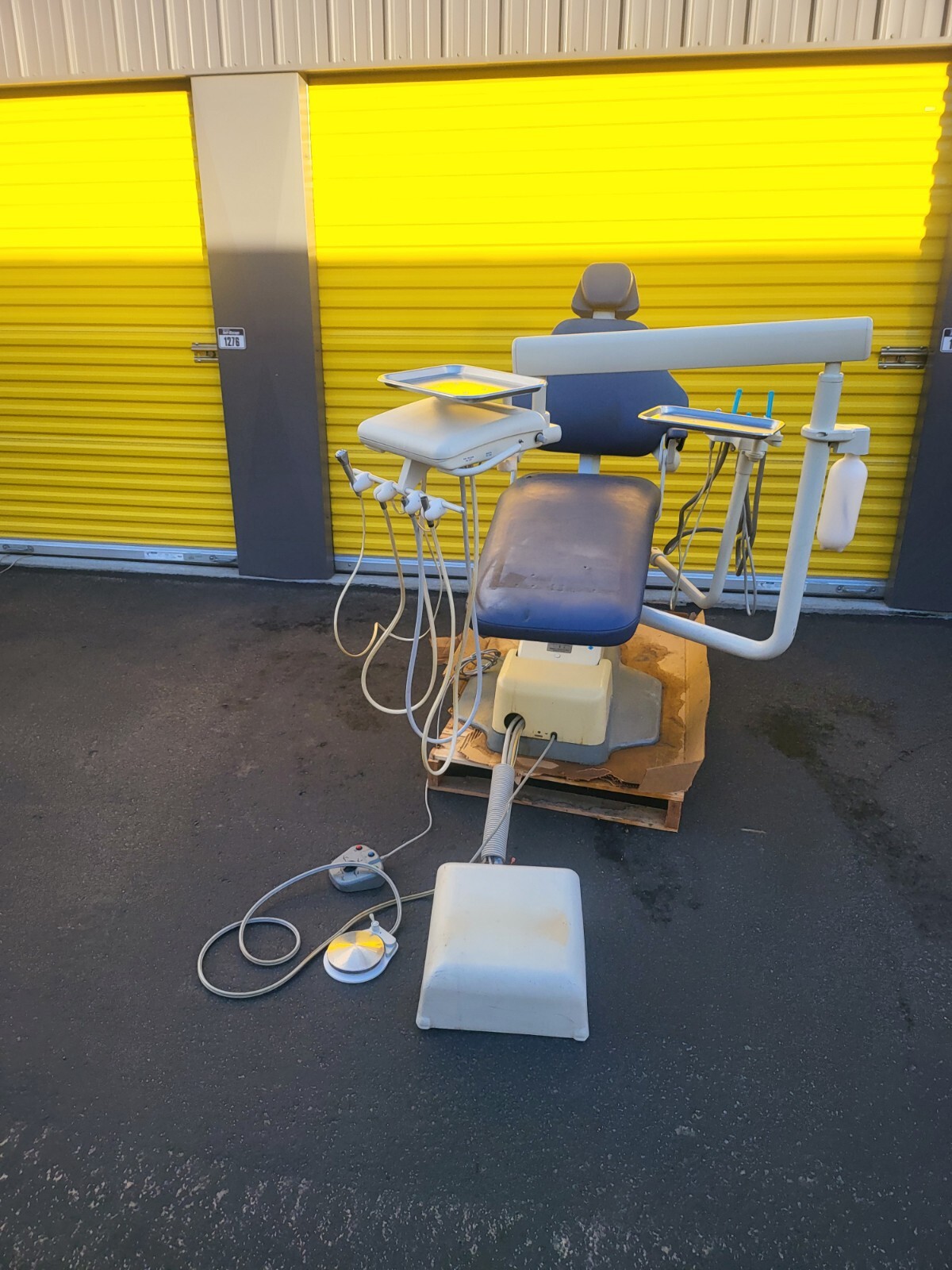Royal Dental Chair with assistant arm & delivery system