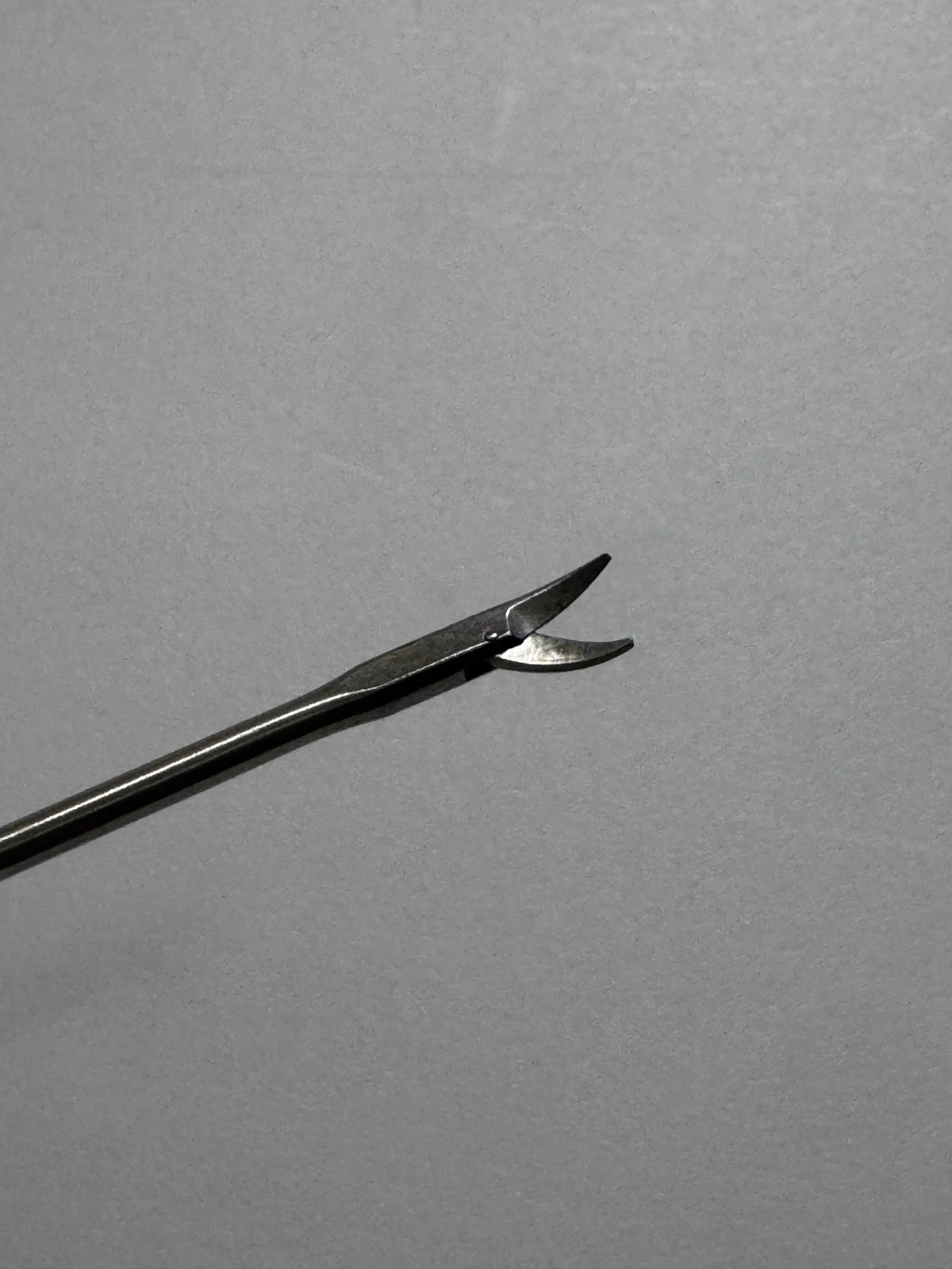 V. Mueller Jako Micro Laryngeal Scissors Curved Left Model BE2834