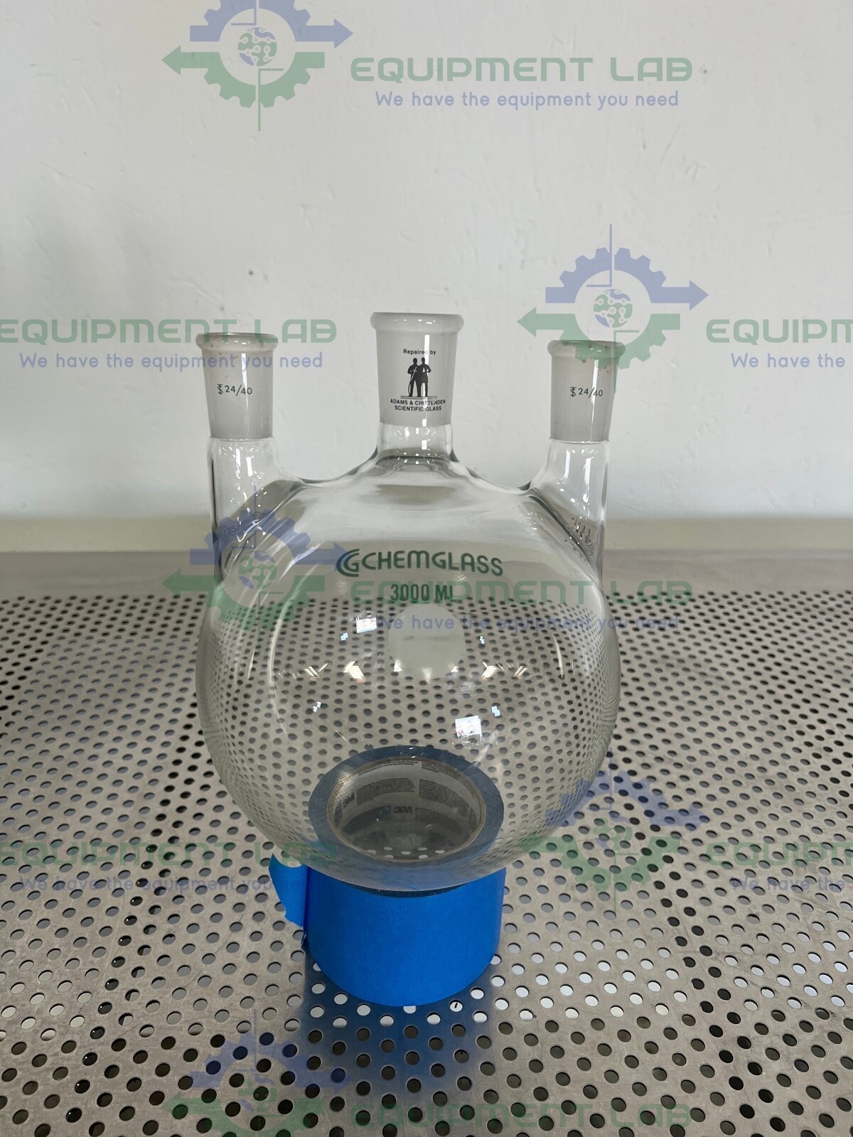 Chemglass – 3000mL 3-Neck RBF, 1-CN 24/40 Outer, 2-SN 24/40 Outer