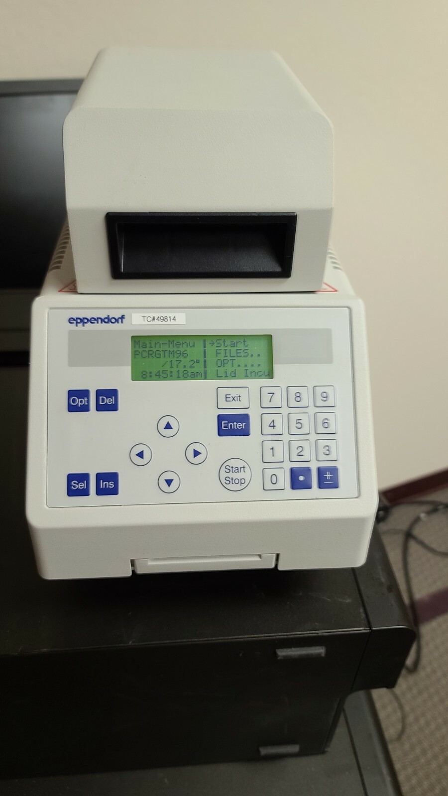 Eppendorf 5332-F 121 Mastercycler Personal PCR Thermal Cycler base
