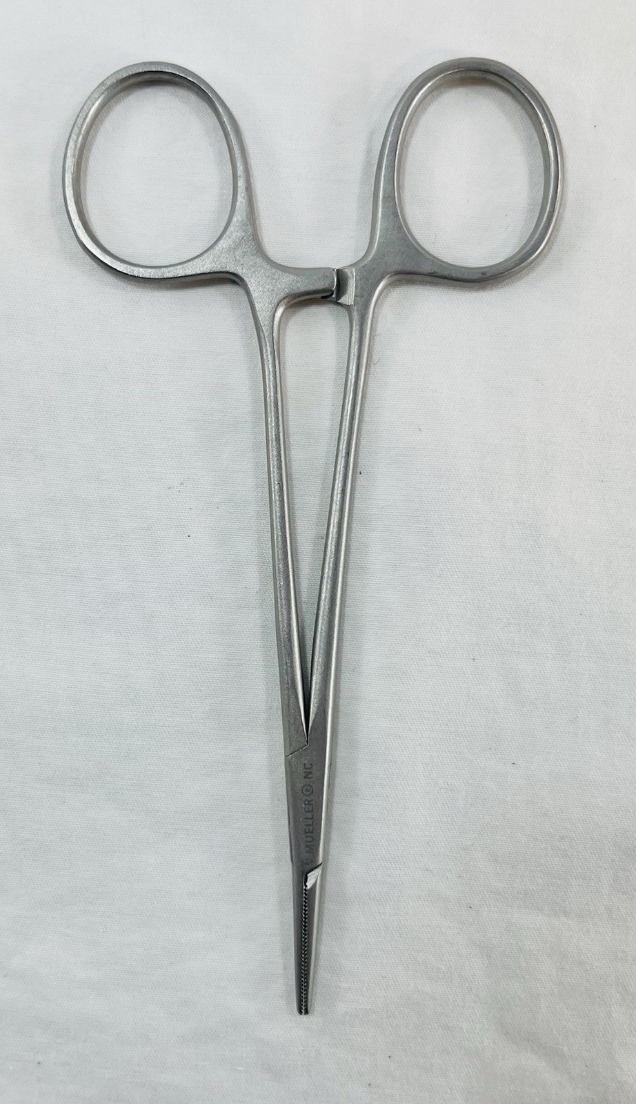 V. Mueller Mosquito Forceps Needle Holder Instrument 5” Stainless Steel SU2698
