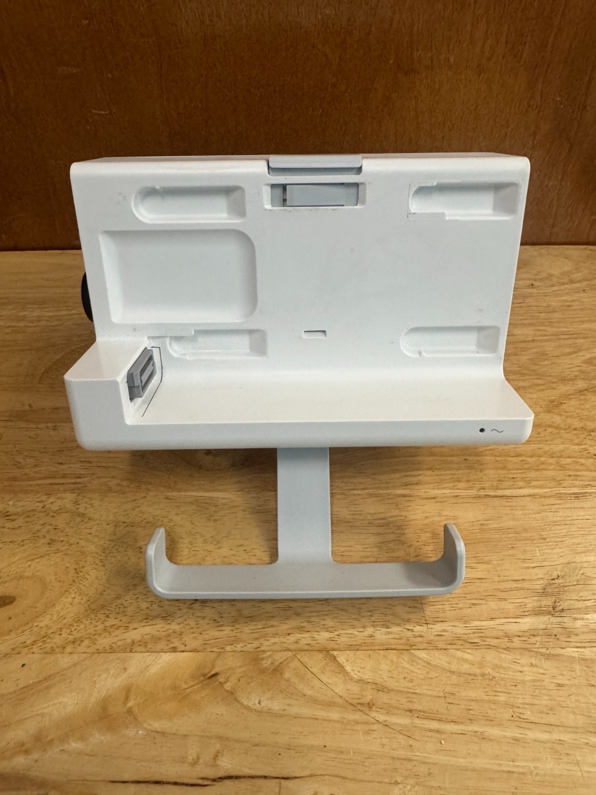 Philips IntelliVue 867043 Docking Station Charger – year 2020 (F713)