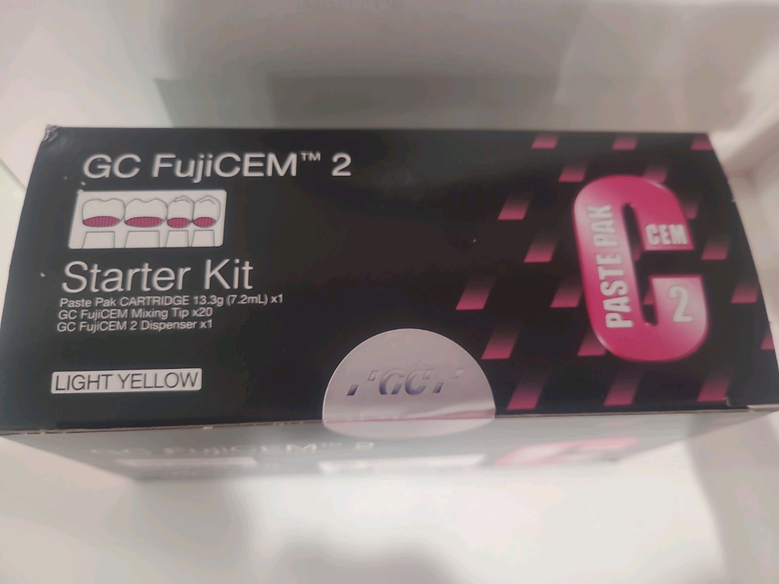 GC FujiCEM 2 Automix Glass Ionomer Luting Cement Starter Kit 441001