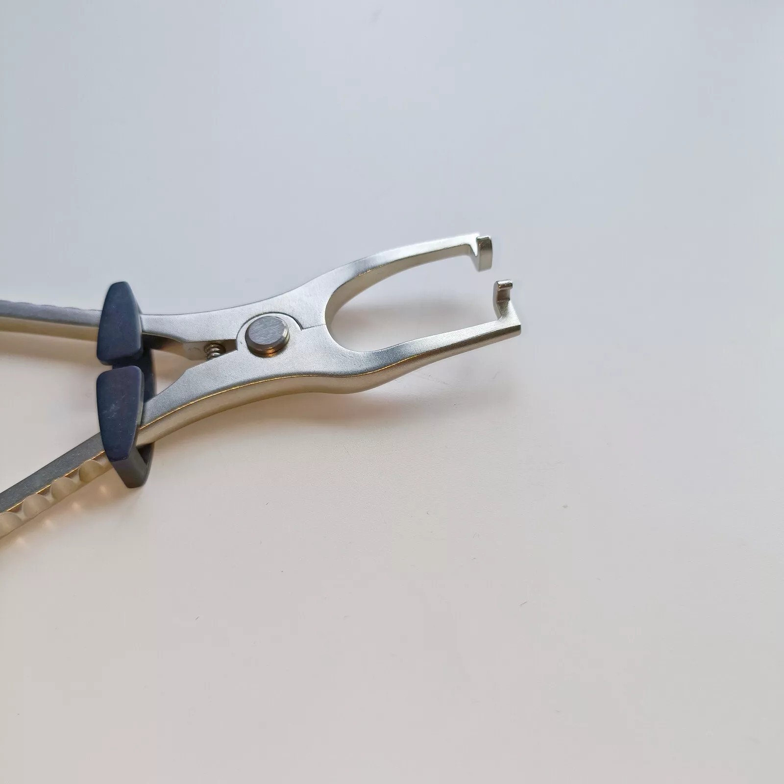 Power Plier Dental Matrix Ring Forcep Placement Clamp Separator Fit Wagotrix