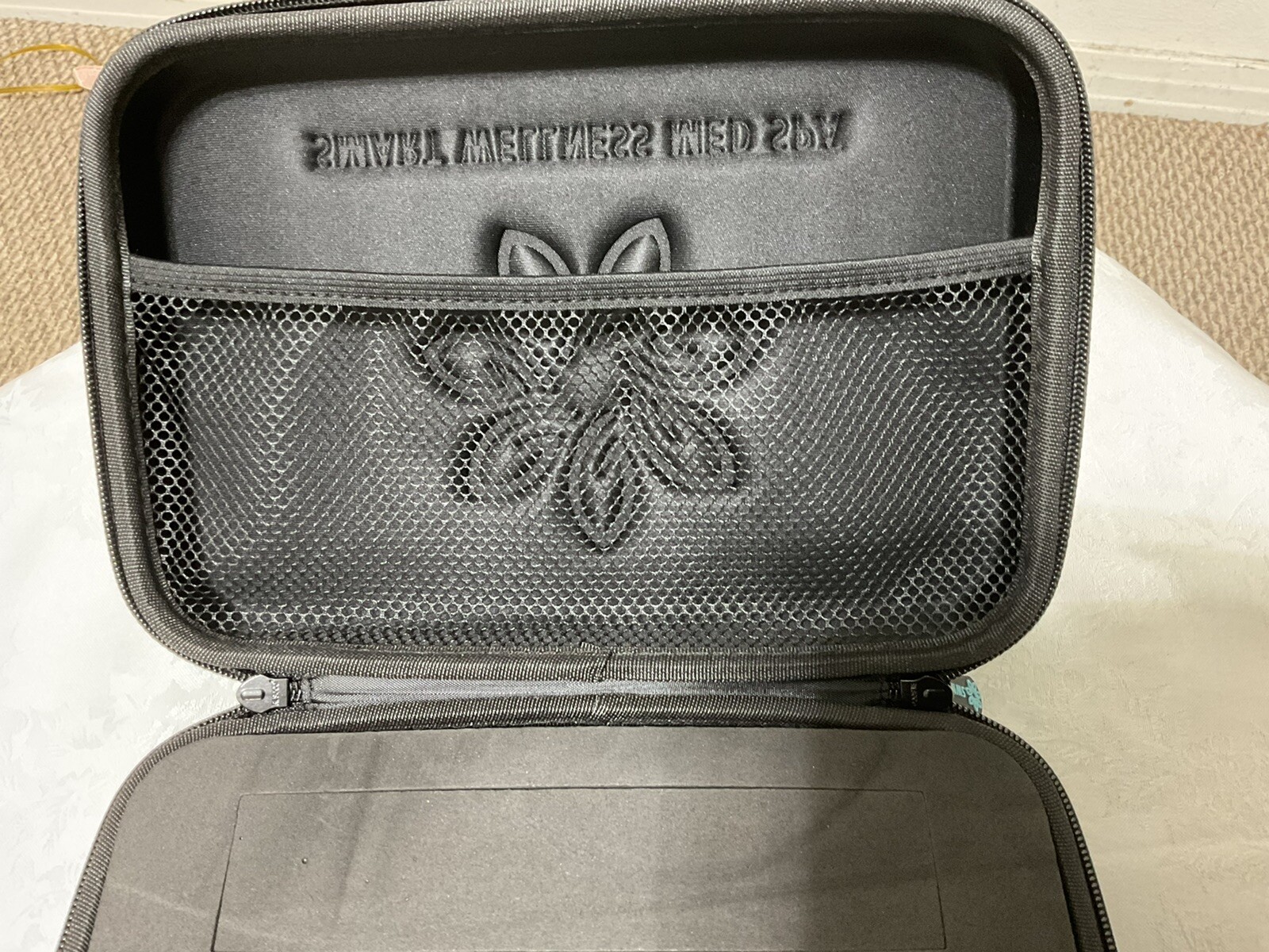 lunch box, soft case, 10″ X 7″ X 3″, New