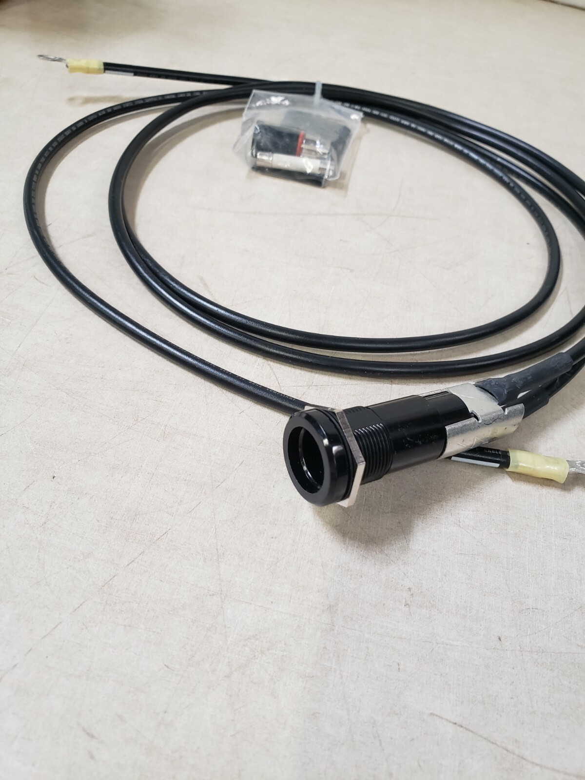 HARNESS ASSY BAT FUSE HLD Part Number: 542800007M