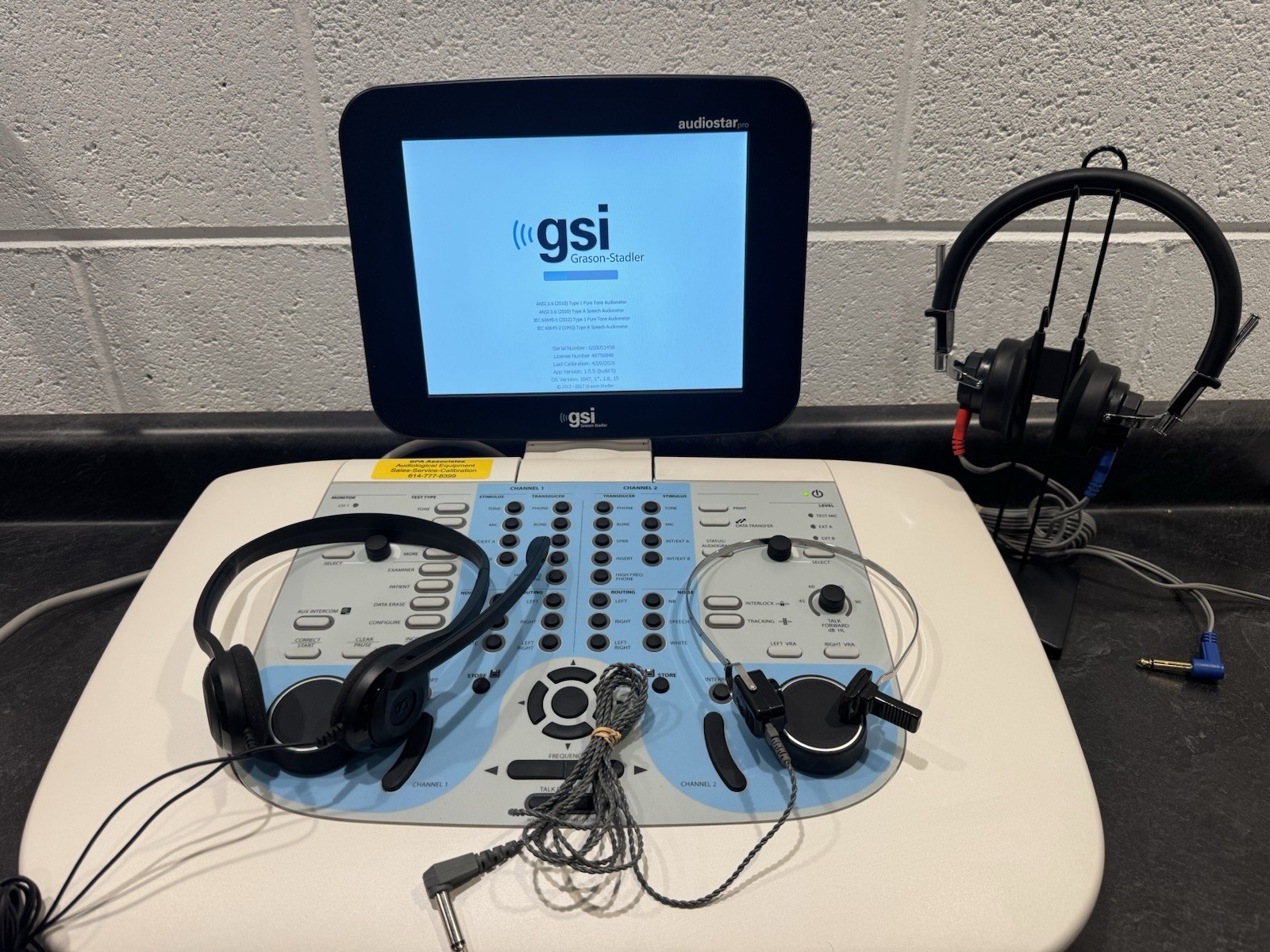 GSI Audiostar PRO Audiometer w/ NEW Calibration Certificate