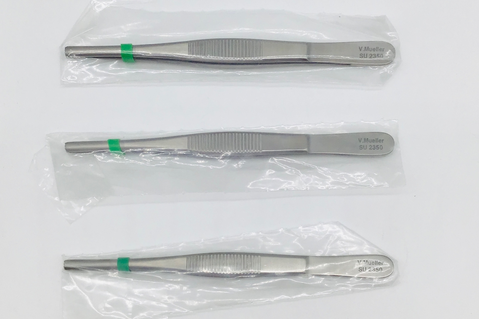 V. Mueller SU2350 Tissue Forceps 3×4 Teeth 5″ – LOT of 3
