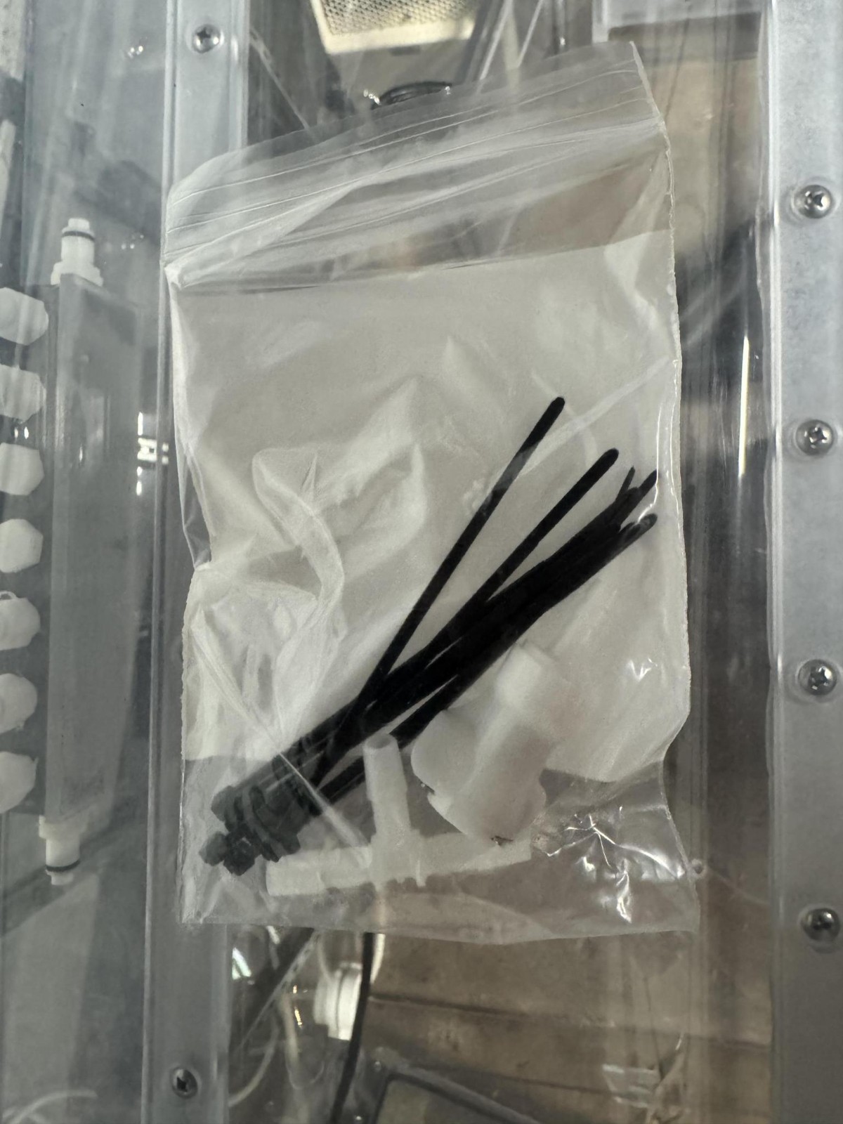 Coy RC09-032 Rigid Hypoxic Glove Box + Purge | O₂/CO₂/Humidity, Calibrator