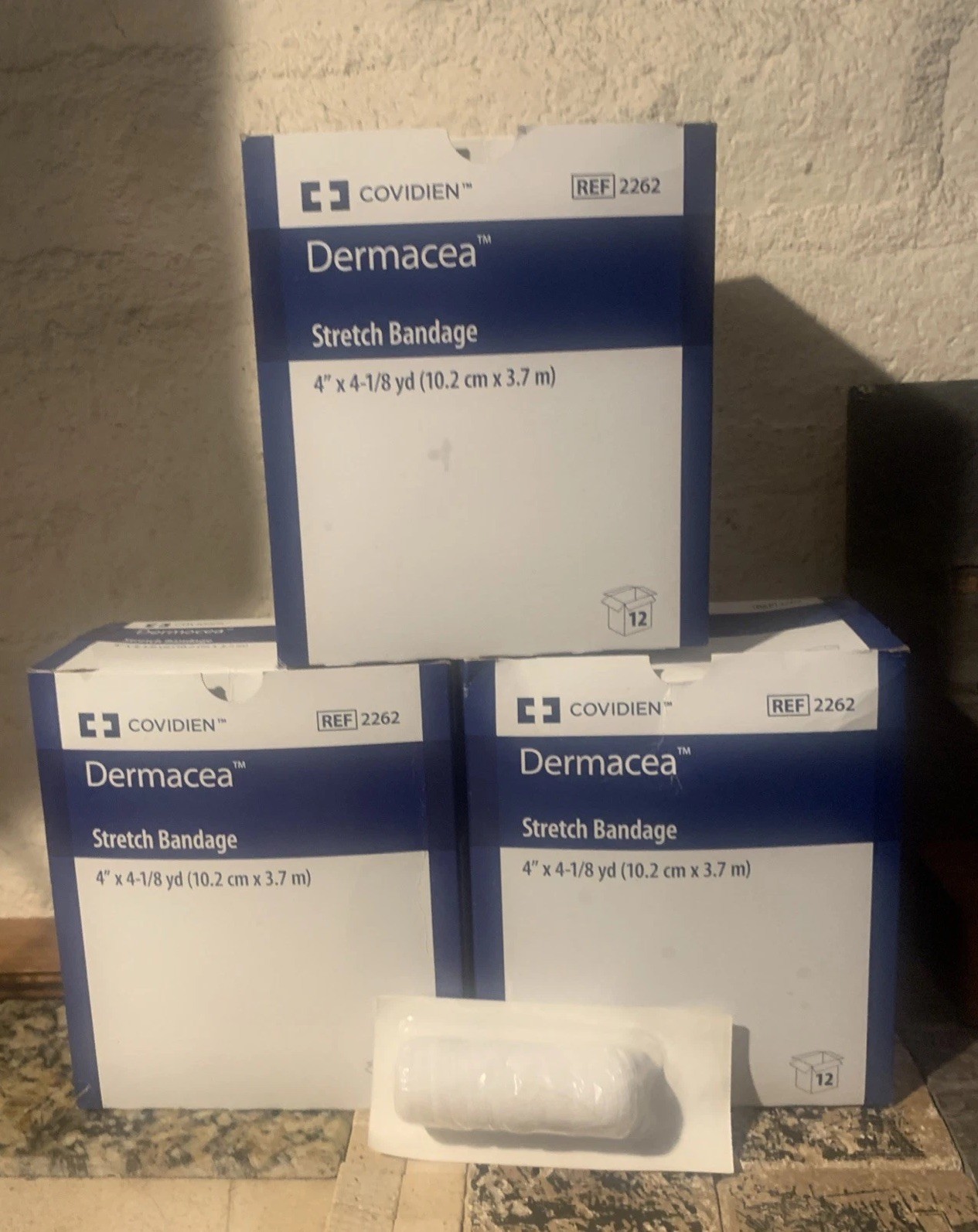 Lot Of 36 NewCovidien 2262 Dermacea Stretch Bandage 4”X 4 1/8 Yds 3 Boxes Of 1